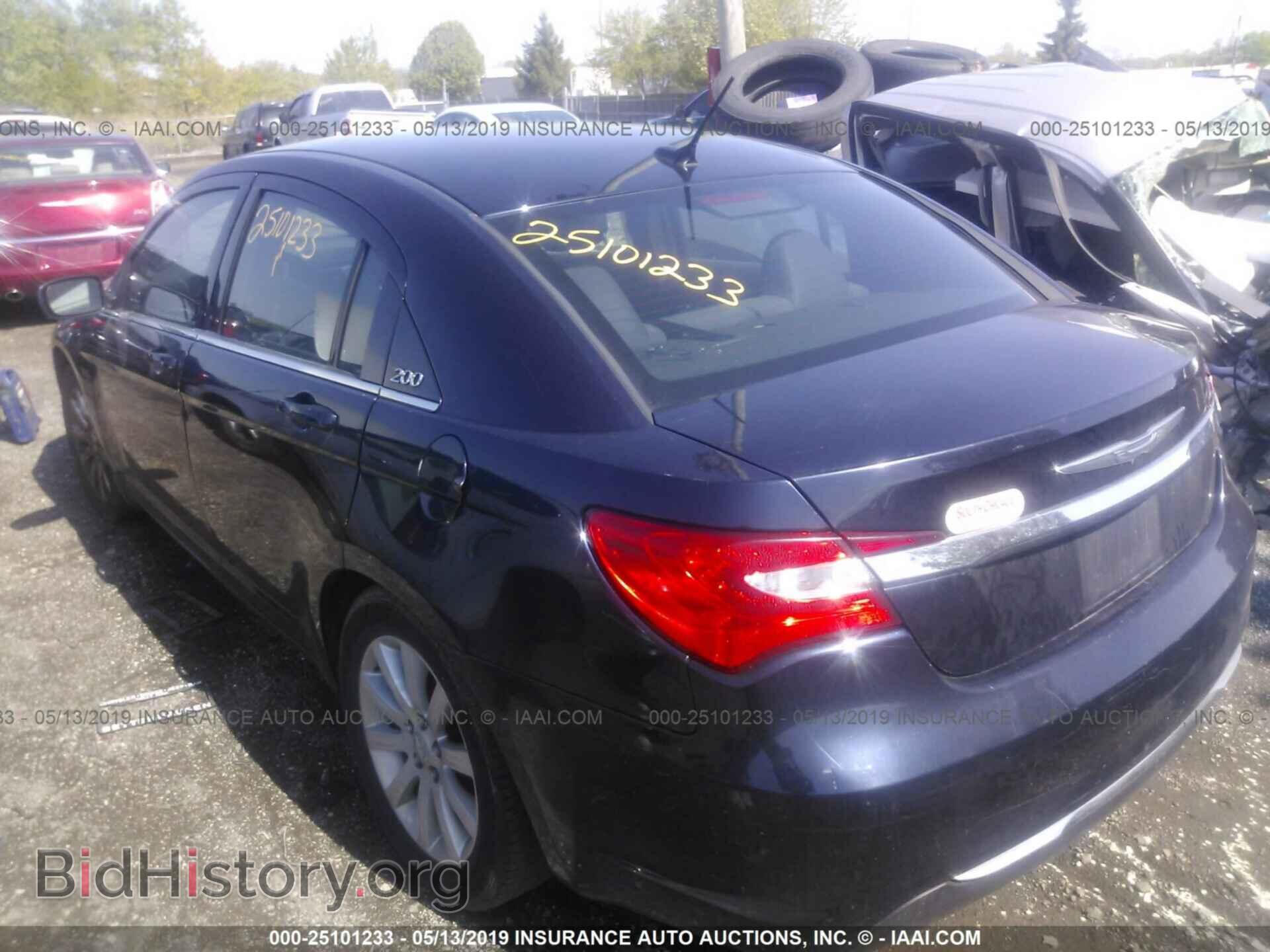 2012 CHRYSLER 200 - VIN: 1C3CCBBG1CN297897 - Фото 3