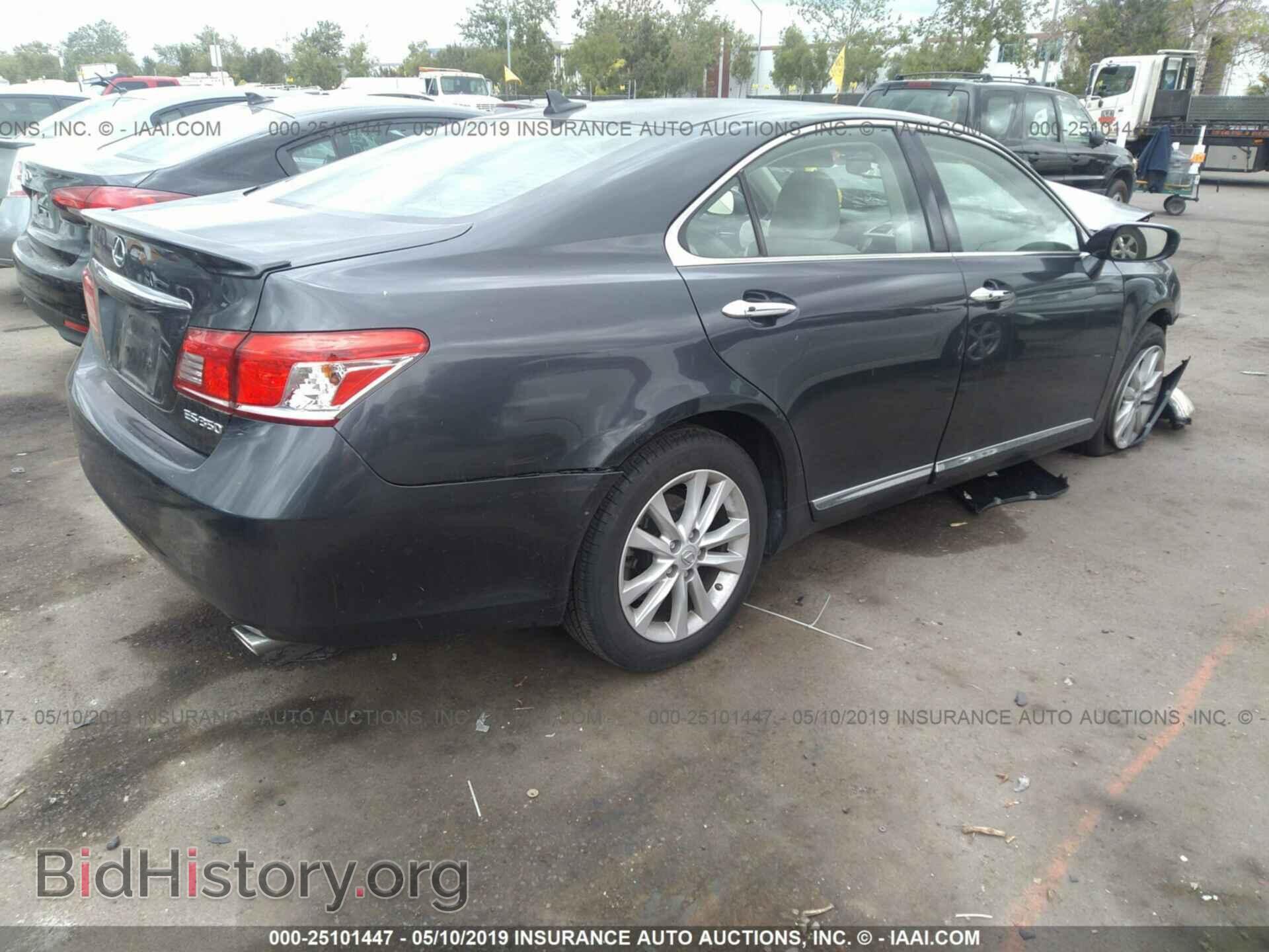 2011 LEXUS ES - VIN: JTHBK1EG5B2421846 - Фото 4