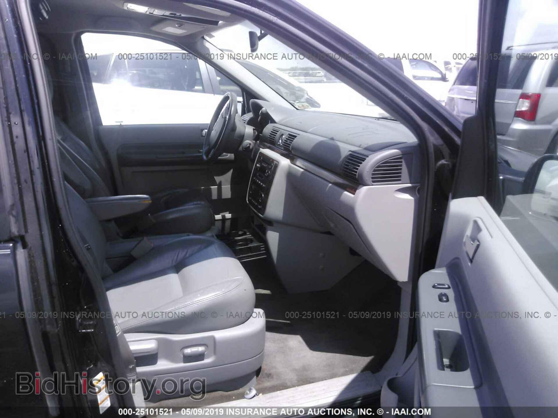 2004 FORD FREESTAR - VIN: 2FMDA58264BA25311 - Фото 5