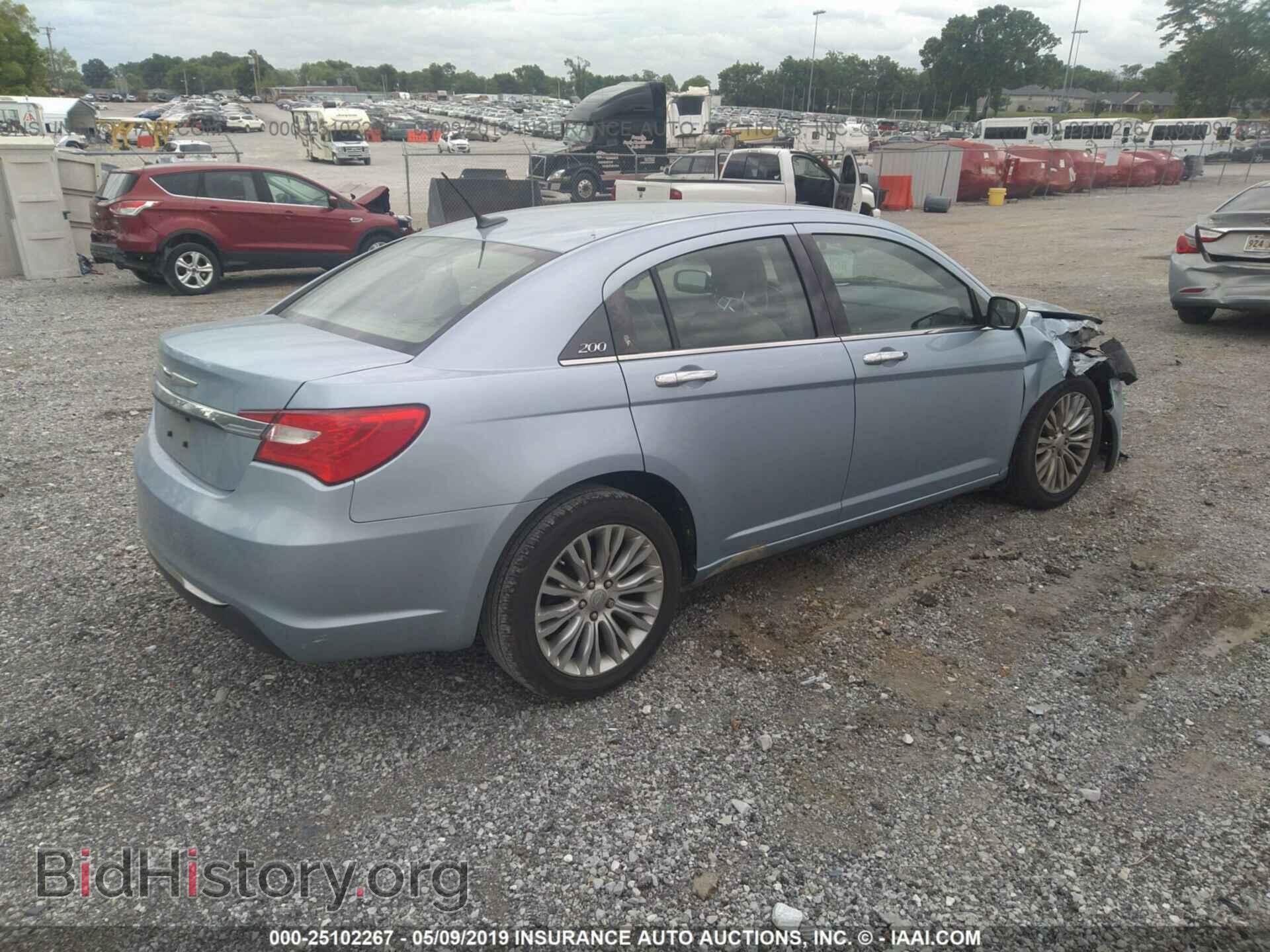 2012 CHRYSLER 200 - VIN: 1C3CCBCG6CN164809 - Фото 4