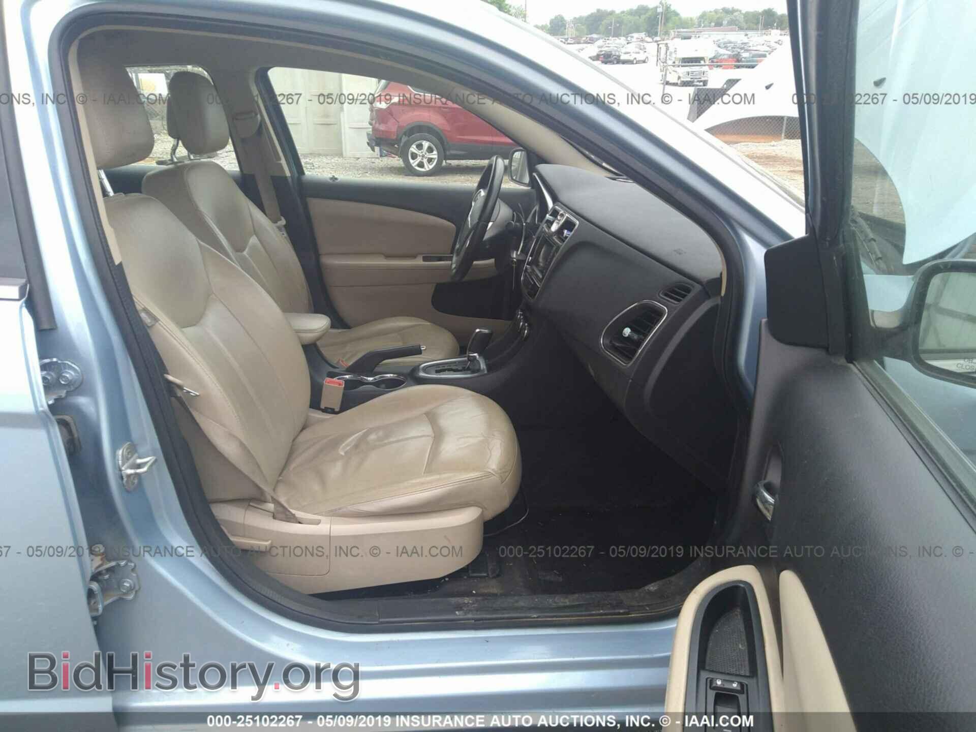 2012 CHRYSLER 200 - VIN: 1C3CCBCG6CN164809 - Фото 5
