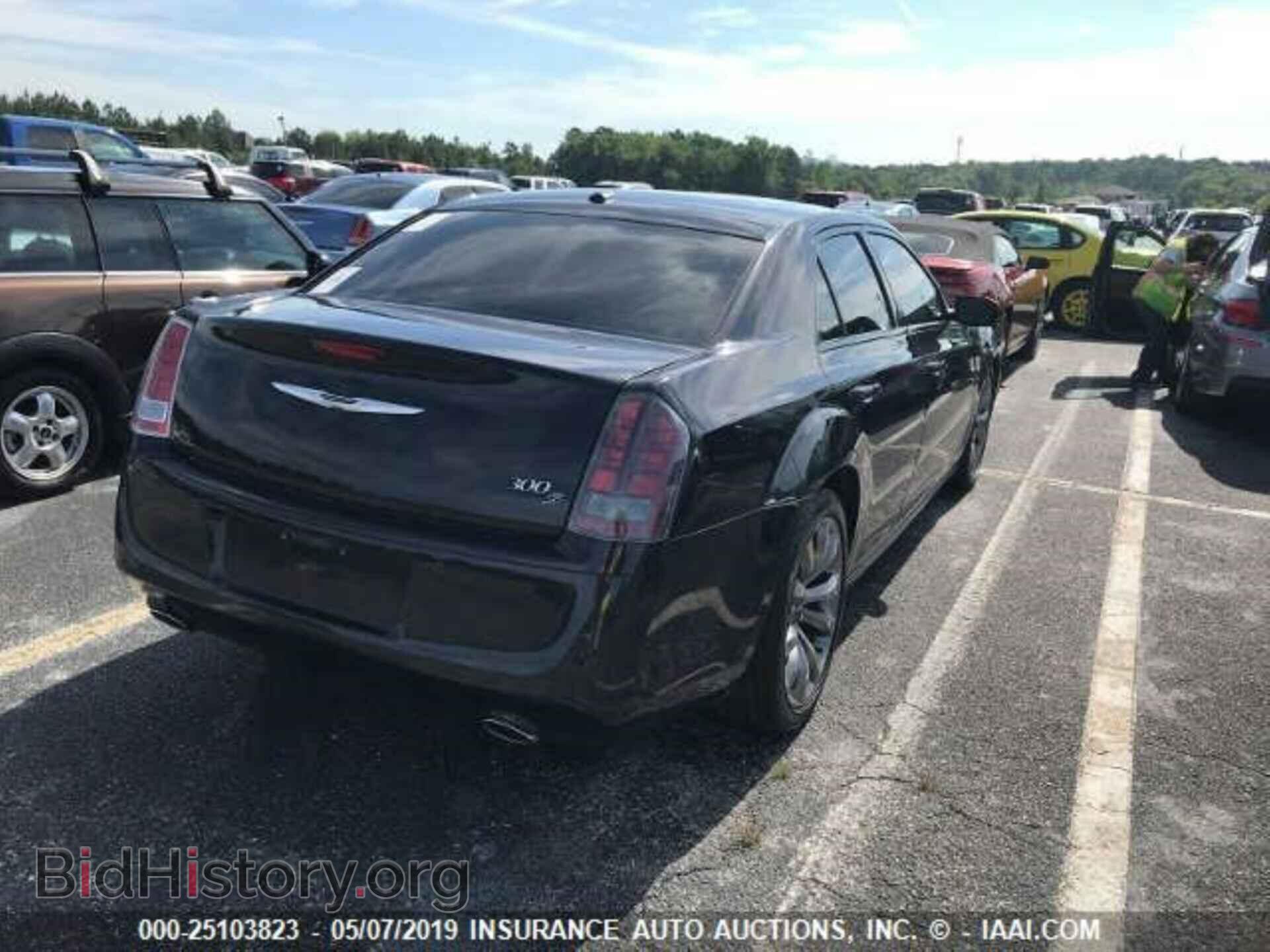 2014 CHRYSLER 300 - VIN: 2C3CCABTXEH323805 - Фото 3