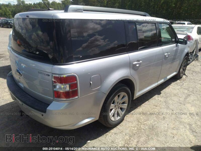 2011 Ford FLEX (VIN 2FMGK5BC3BBD33805) — фото 4 из 10
