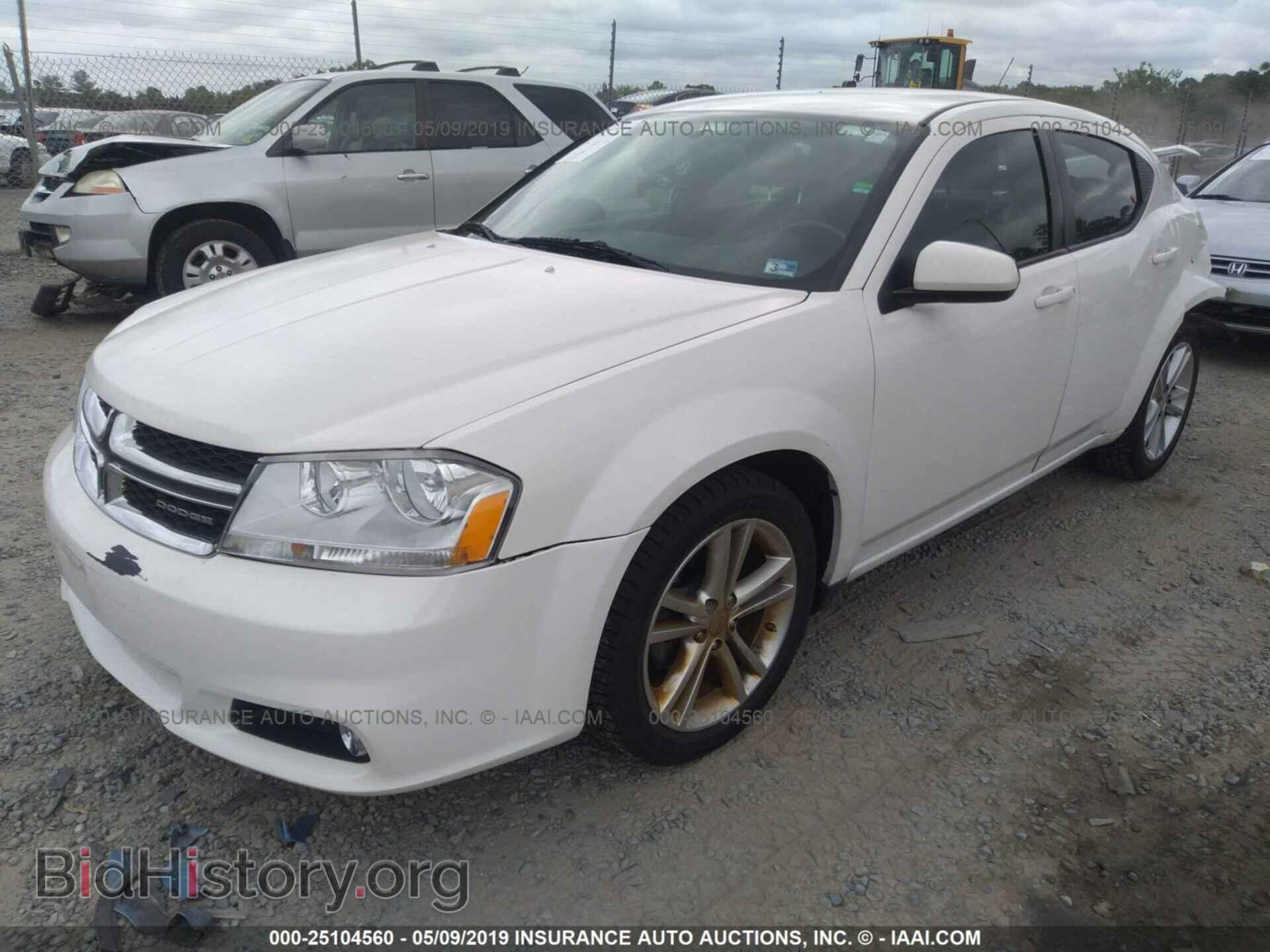 2011 DODGE AVENGER - VIN: 1B3BD1FG8BN513849 - Фото 2