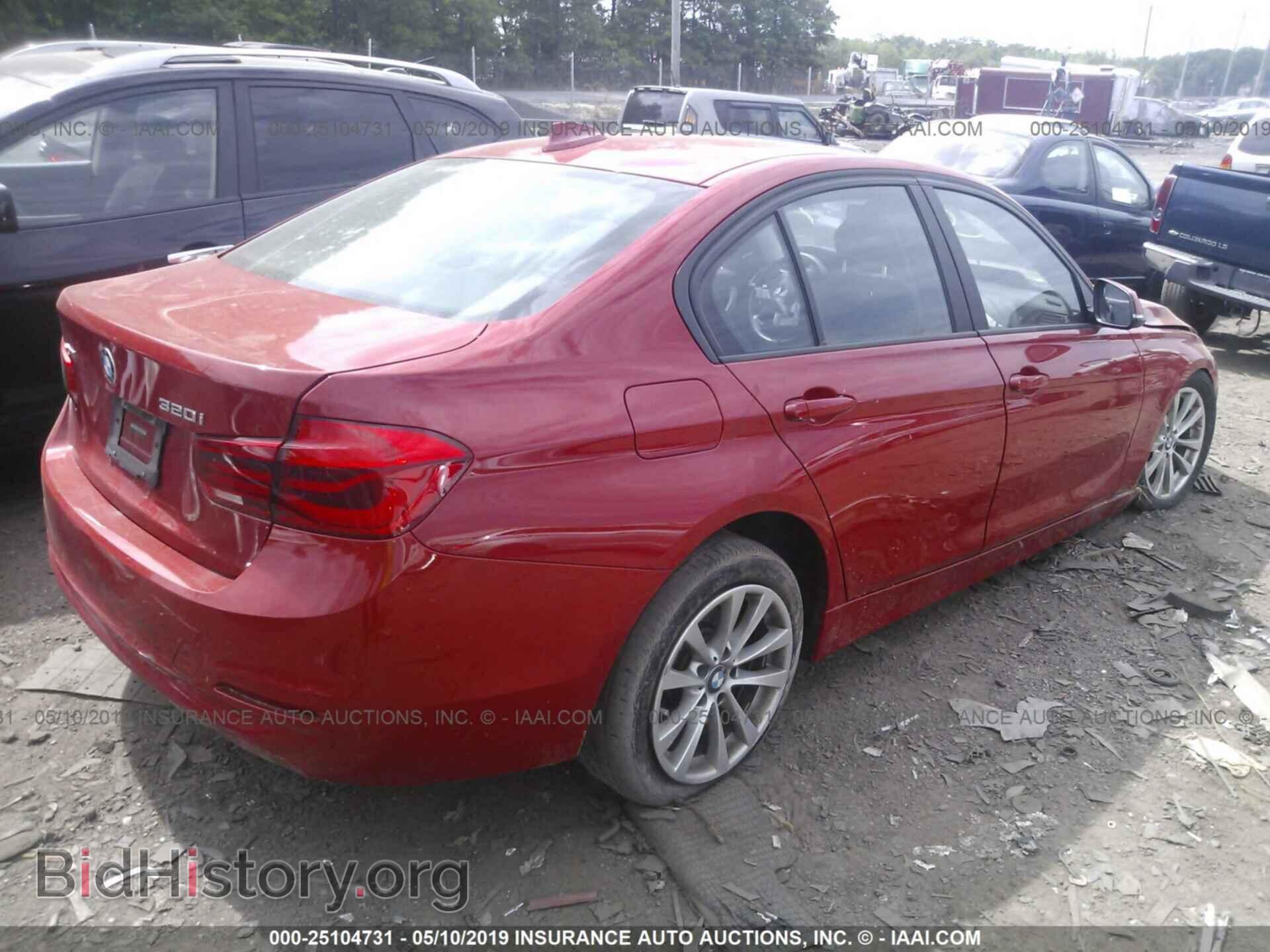 2016 BMW 320 - VIN: WBA8E5G57GNT40887 - Photo 4