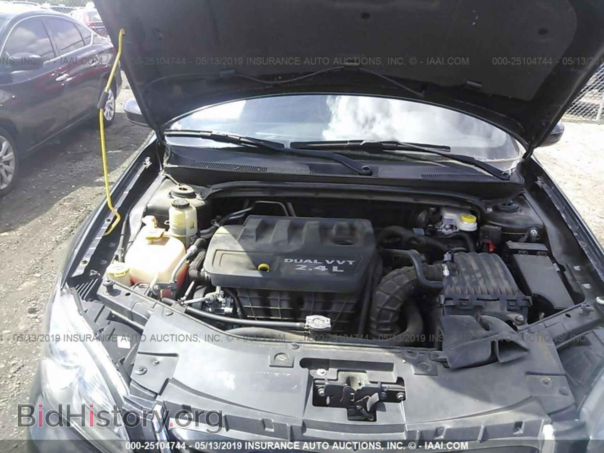 2013 CHRYSLER 200 - VIN: 1C3CCBBBXDN570051 - Photo 10