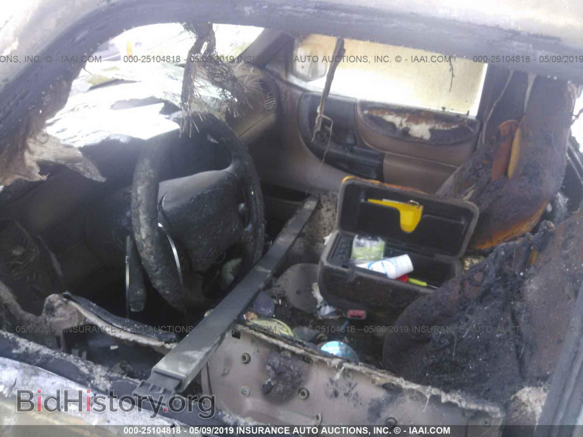 1999 MAZDA B2500 - VIN: 4F4YR12C2XTM44020 - Фото 5
