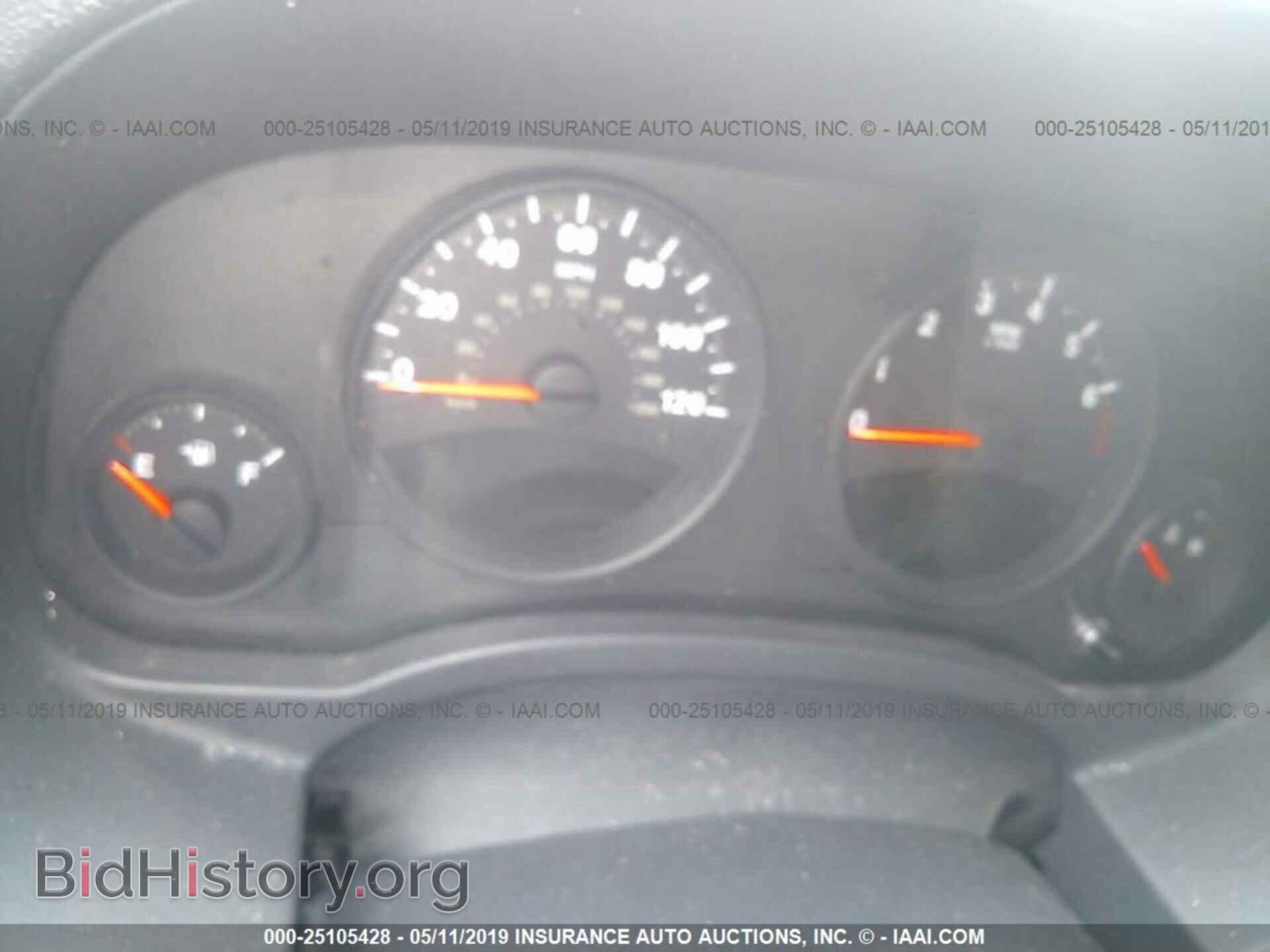 2011 JEEP COMPASS - VIN: 1J4NT1FB3BD137774 - Фото 7