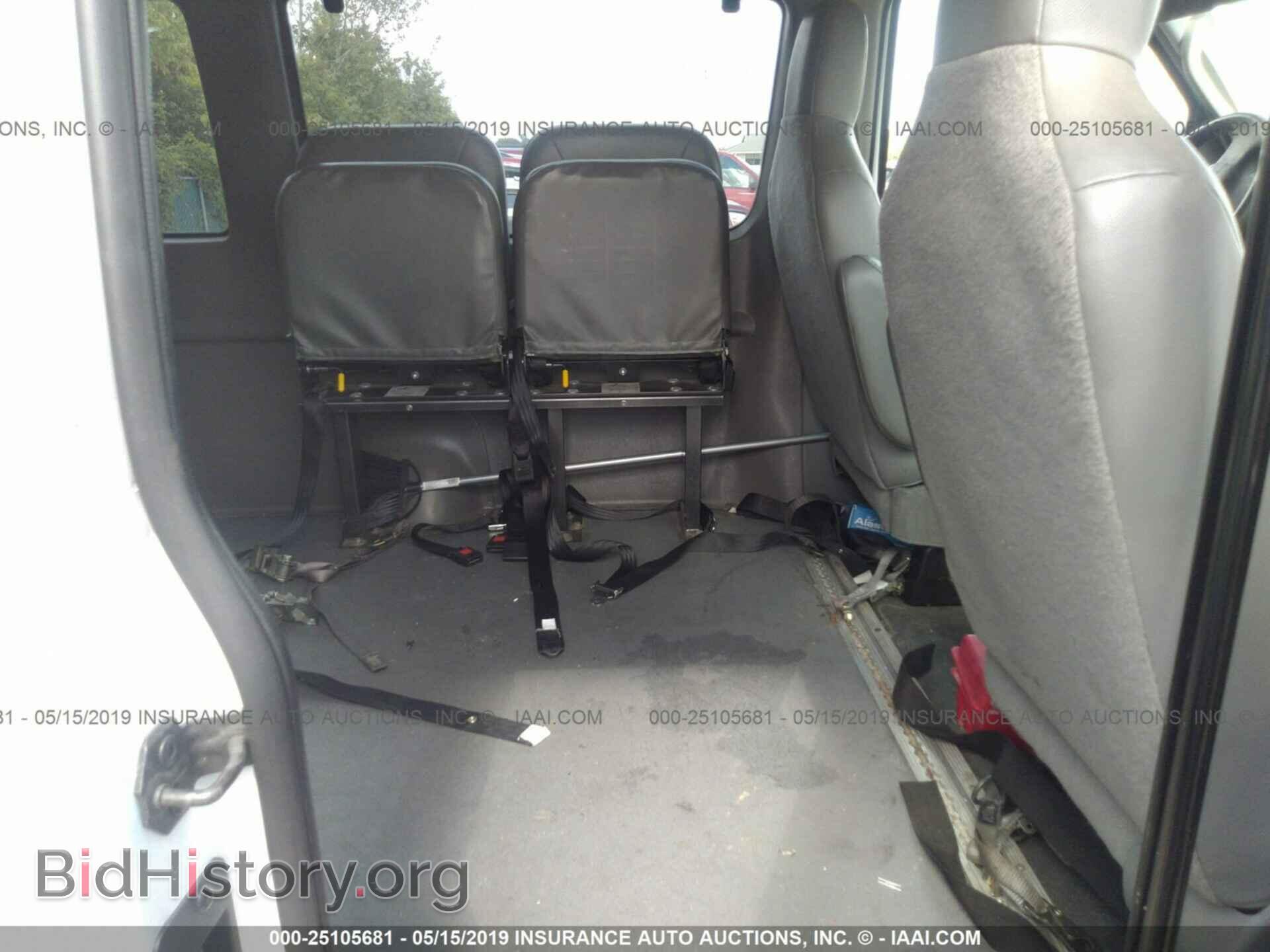 2011 FORD ECONOLINE - VIN: 1FTNE1EW4BDB14217 - Фото 8
