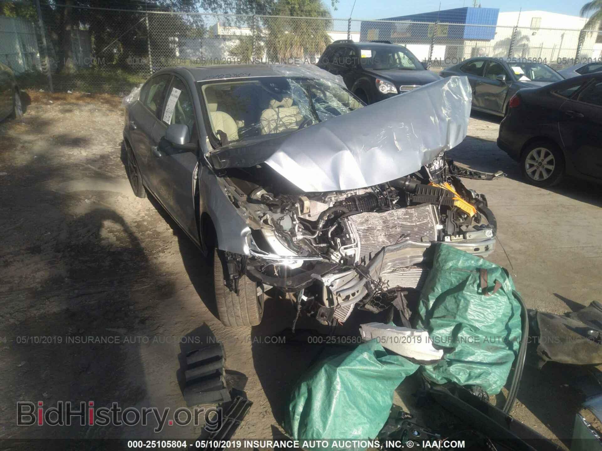 2017 VOLVO S60 - VIN: YV126MFL2H2440196 - Фото 6