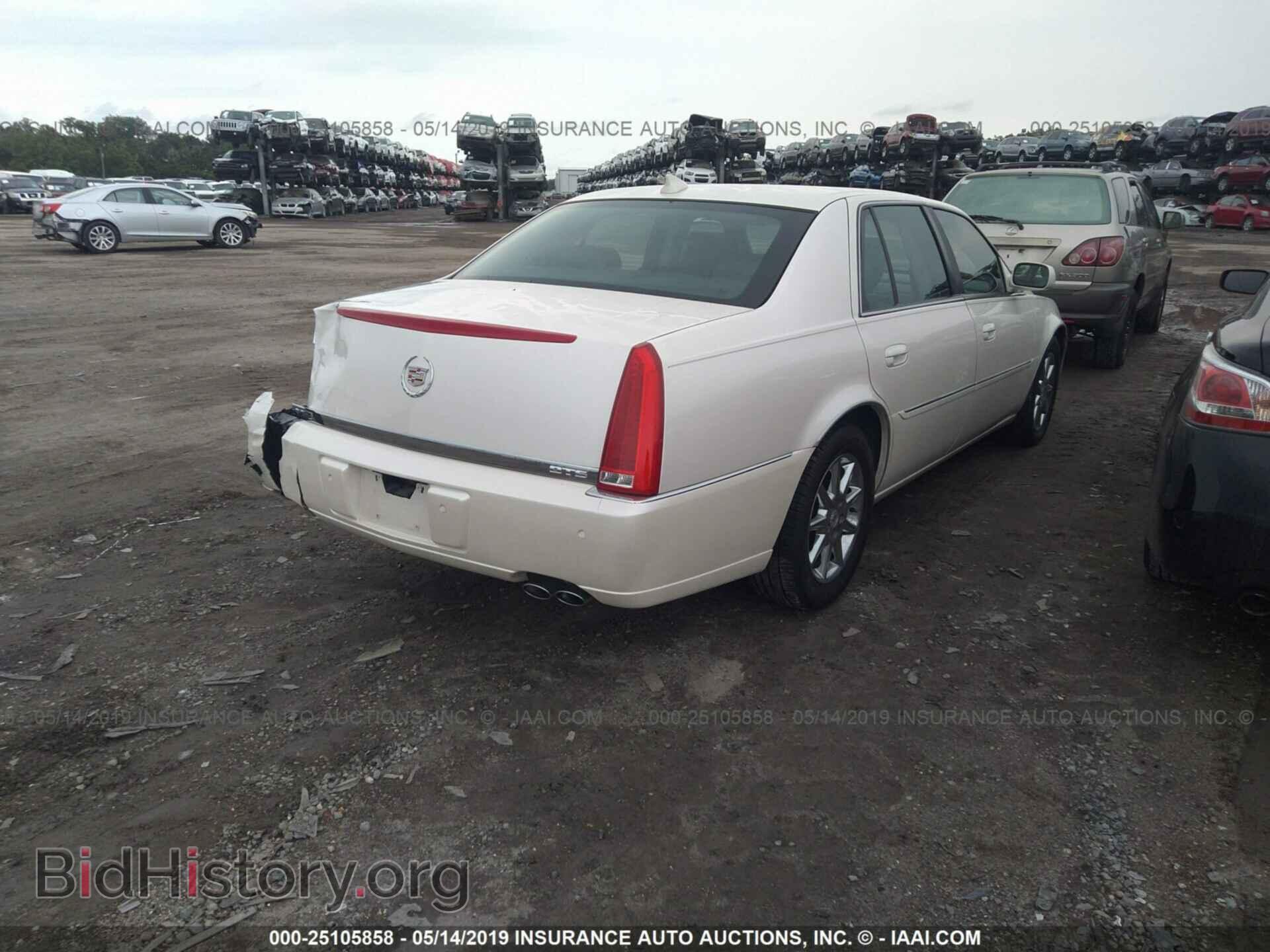 2011 CADILLAC DTS - VIN: 1G6KD5E68BU126547 - Фото 4
