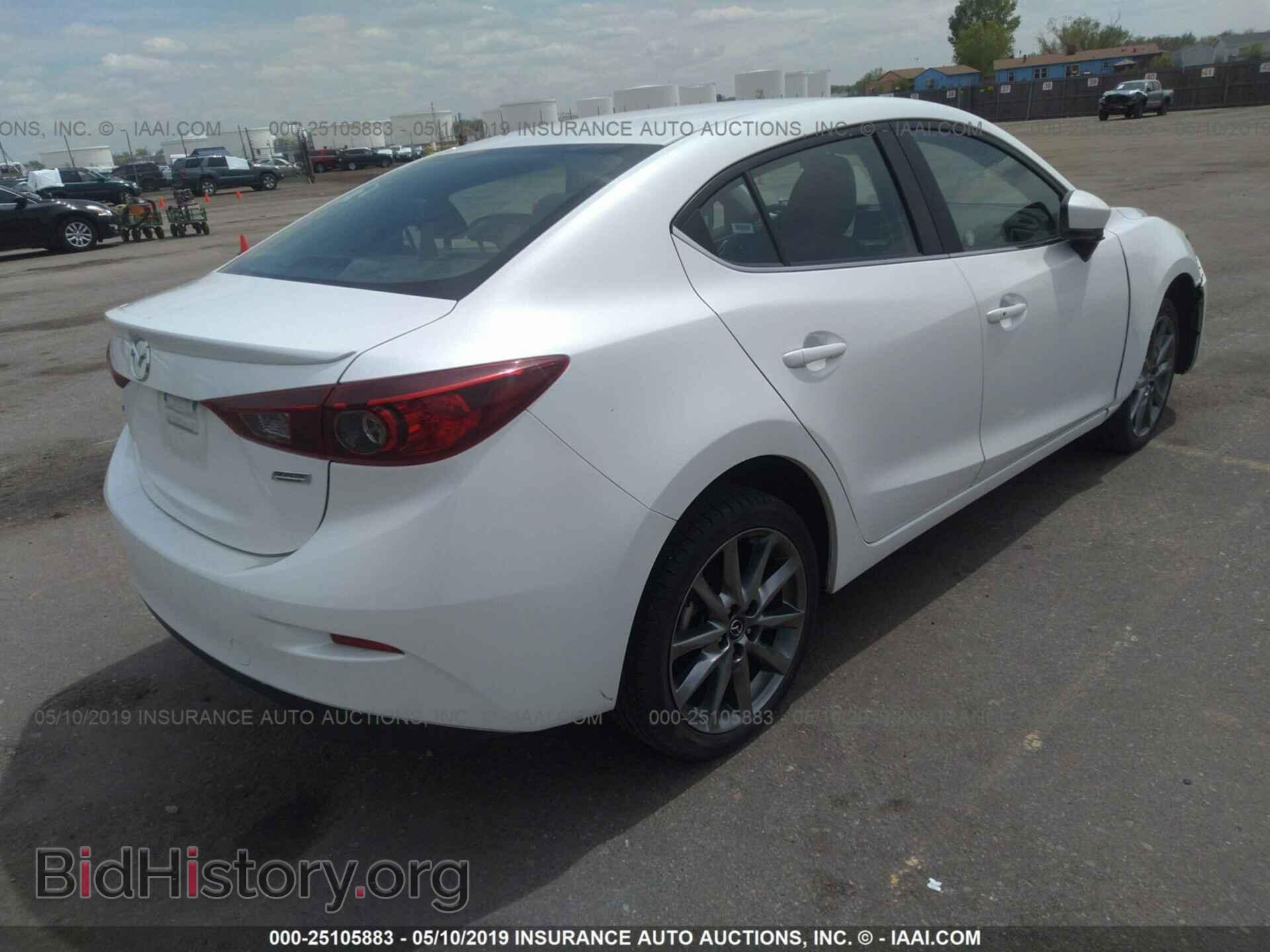 2018 MAZDA 3 - VIN: 3MZBN1V30JM183138 - Photo 4