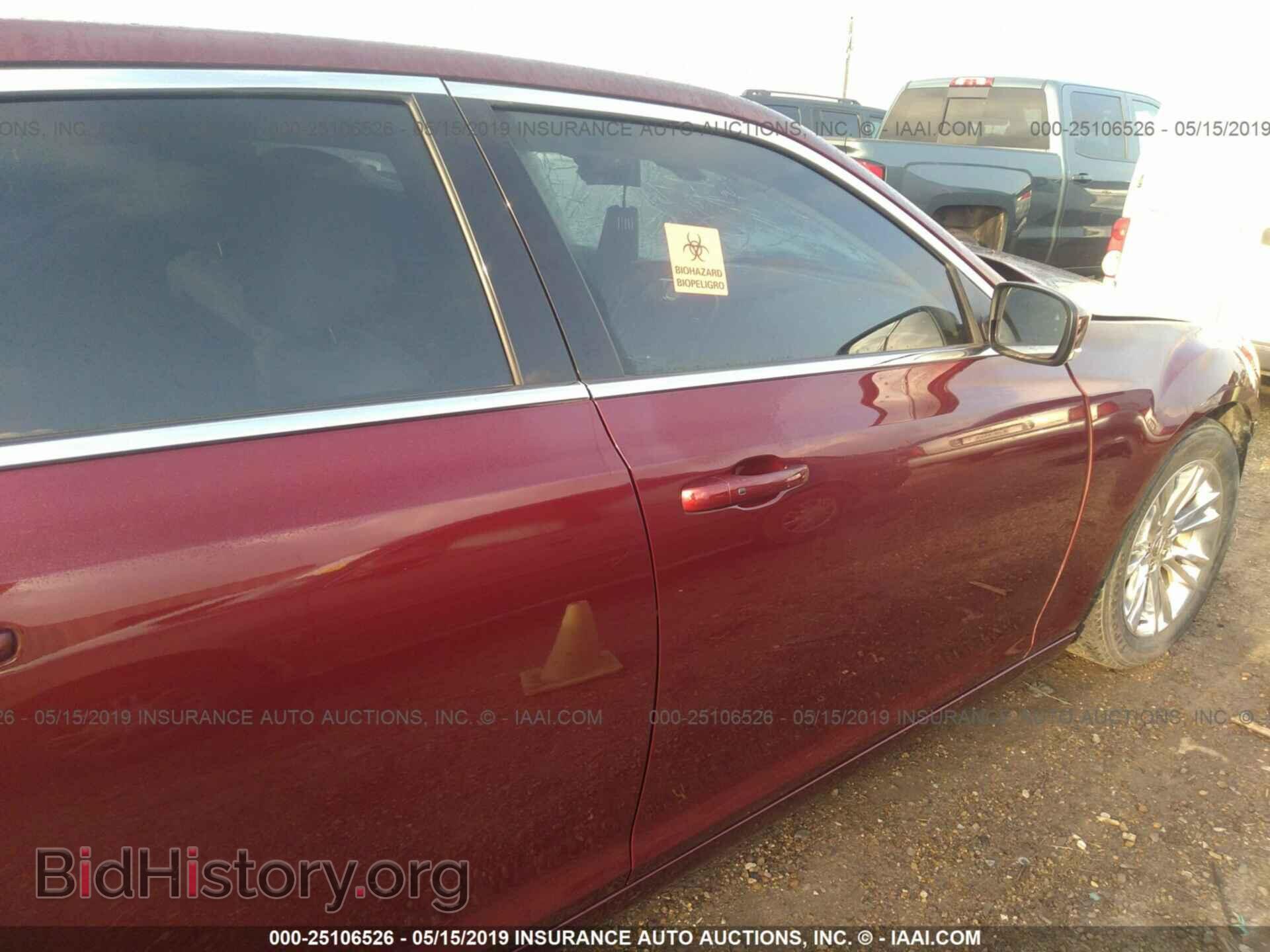 2017 CHRYSLER 300 - VIN: 2C3CCAAG3HH577123 - Фото 5