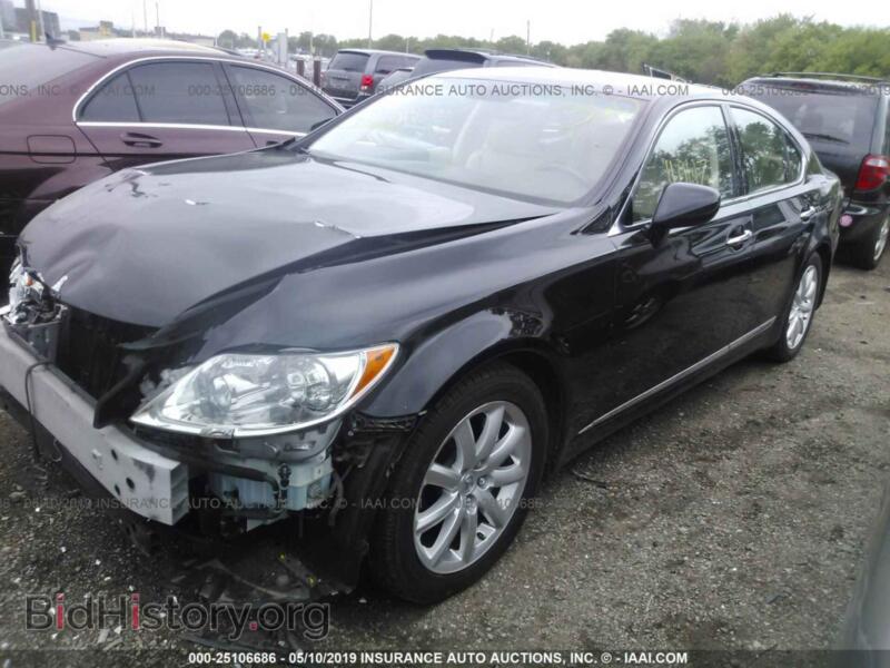 2007 Lexus LS (VIN JTHBL46F675033776) — фото 2 из 10