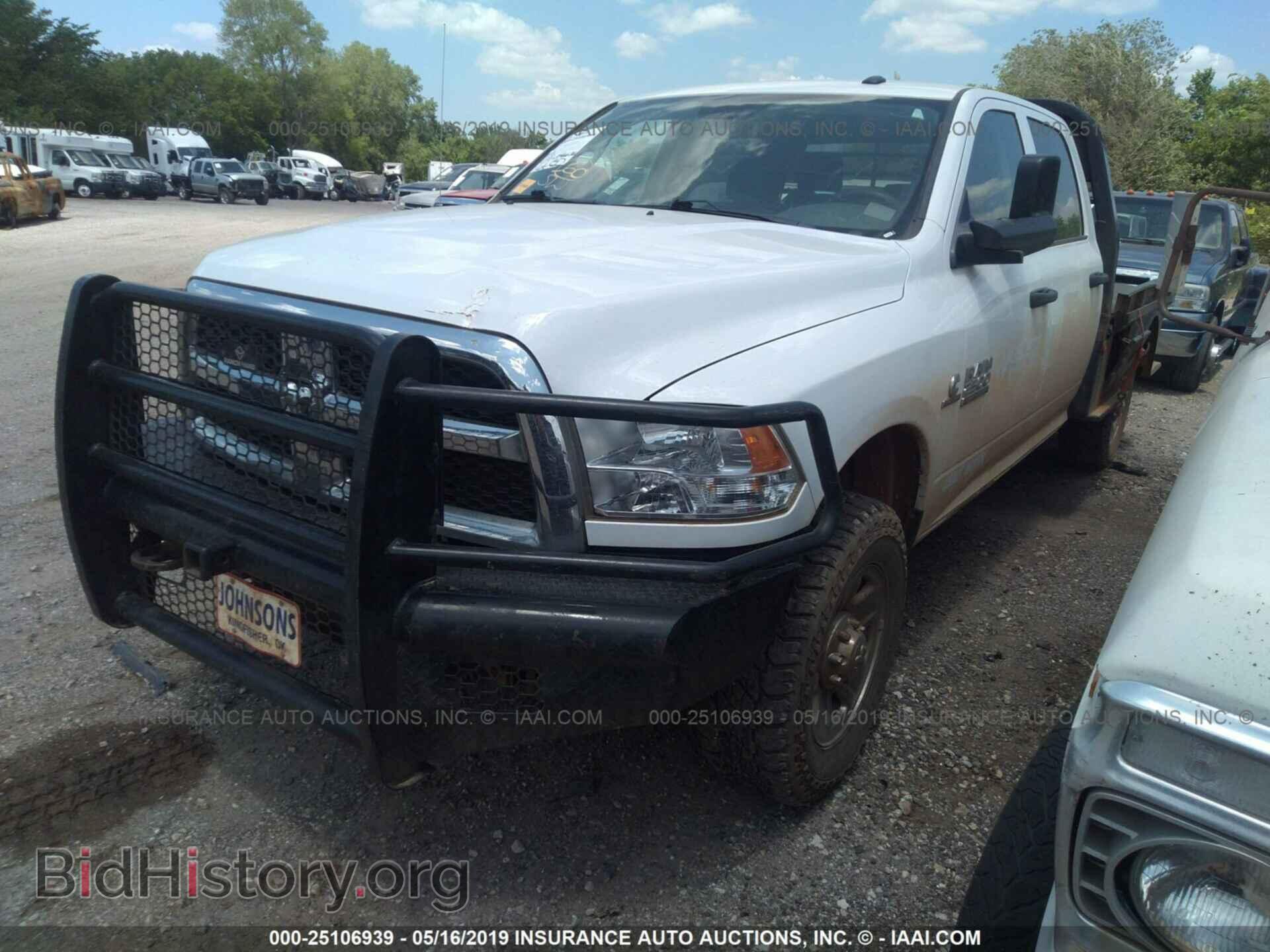 2017 RAM 2500 - VIN: 3C6UR5HL4HG589085 - Photo 2