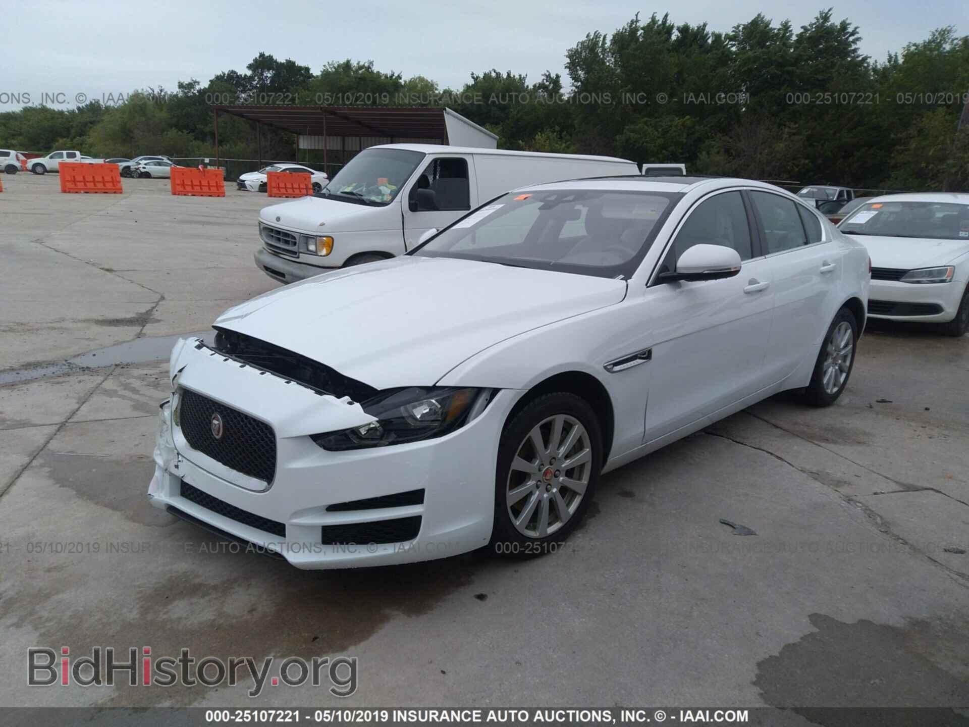 2019 JAGUAR XE - VIN: SAJAS4FX2KCP49069 - Фото 2