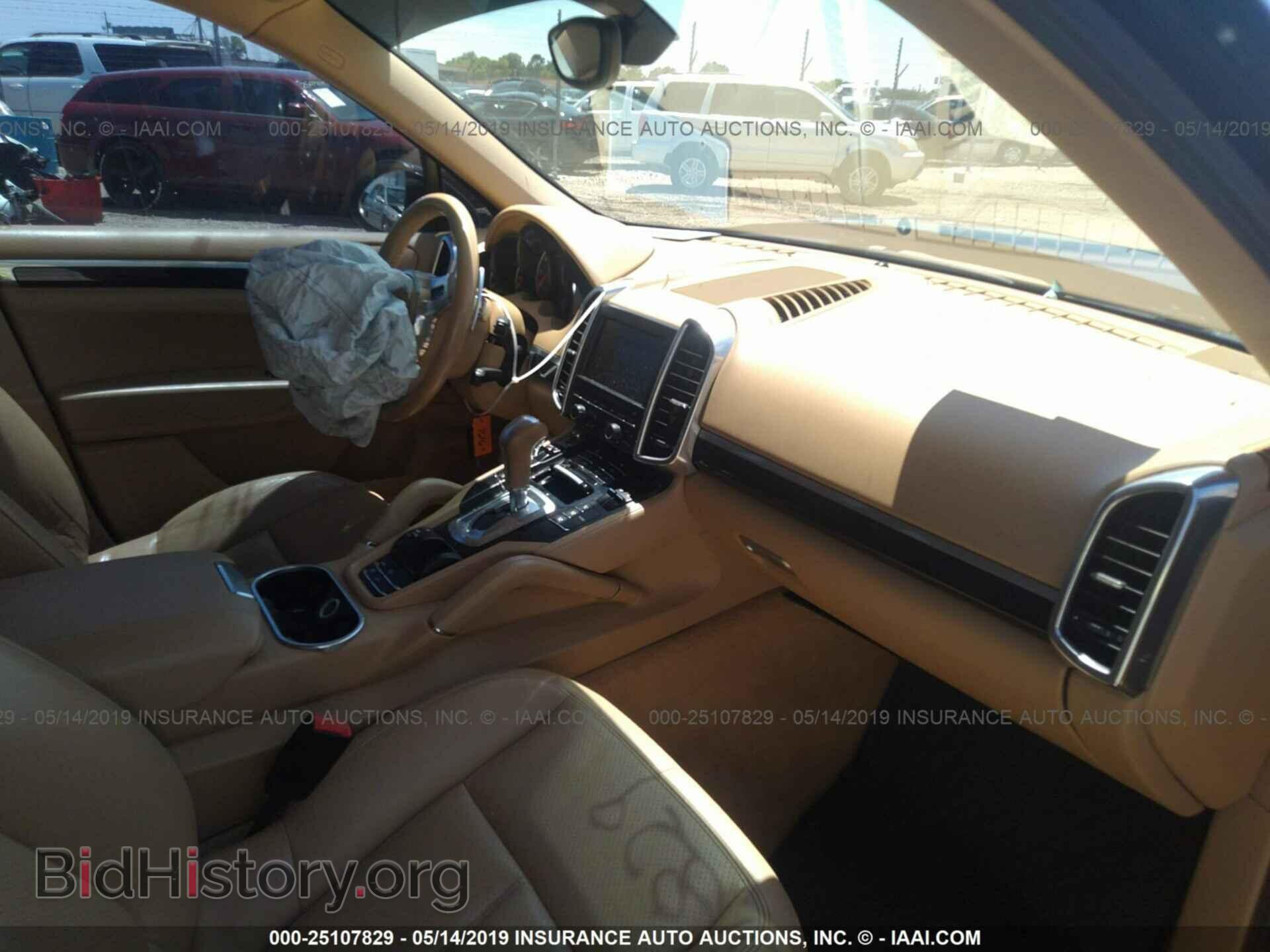 2011 PORSCHE CAYENNE - VIN: WP1AA2A28BLA03211 - Photo 5