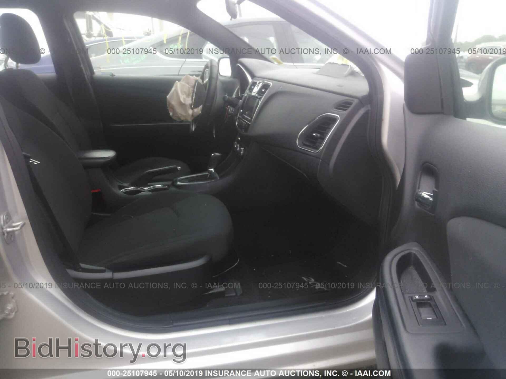 2011 CHRYSLER 200 - VIN: 1C3BC1FB4BN625896 - Фото 5