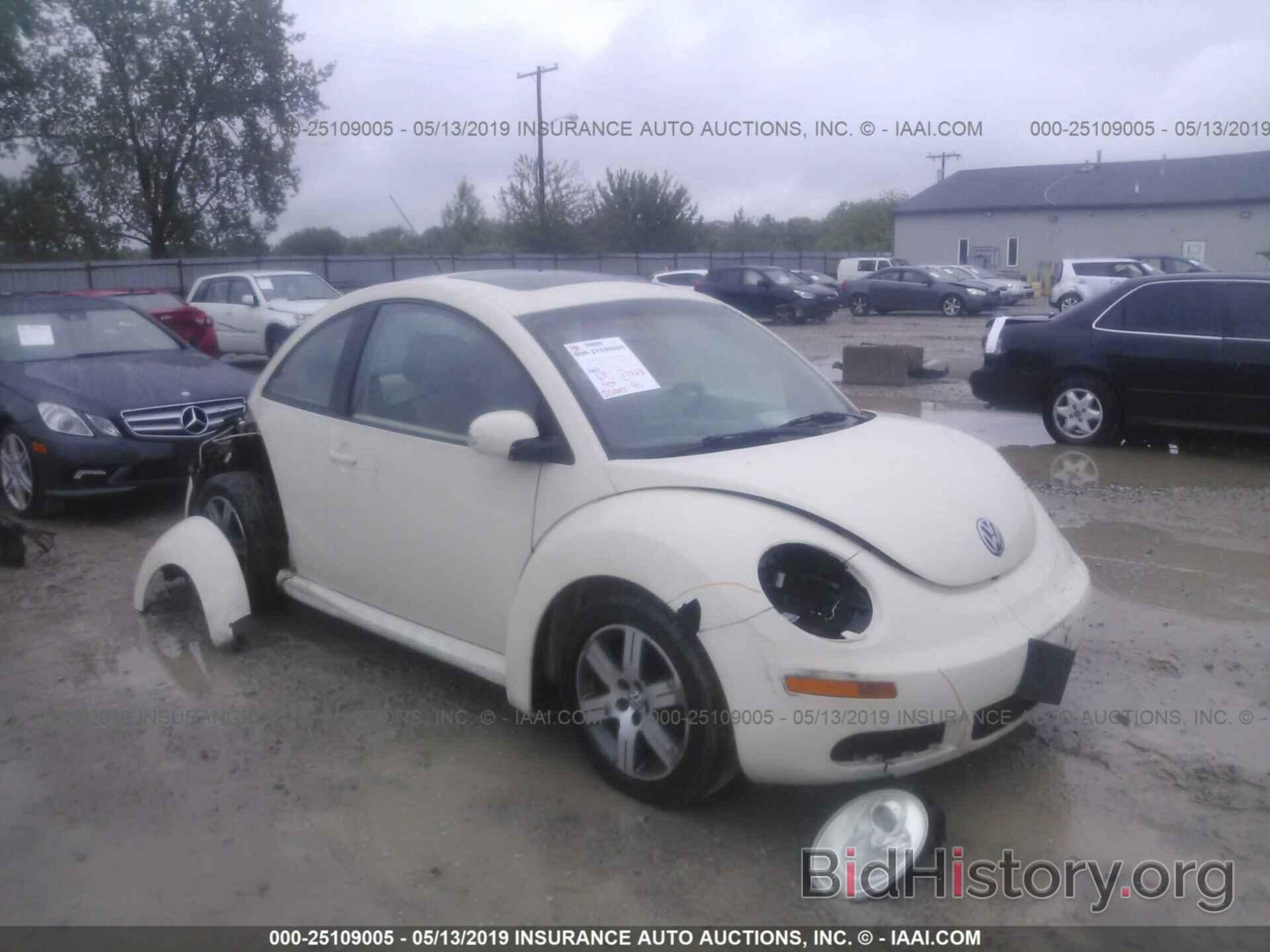 Фотография 3VWRW31C26M403402 - VOLKSWAGEN NEW BEETLE 2006