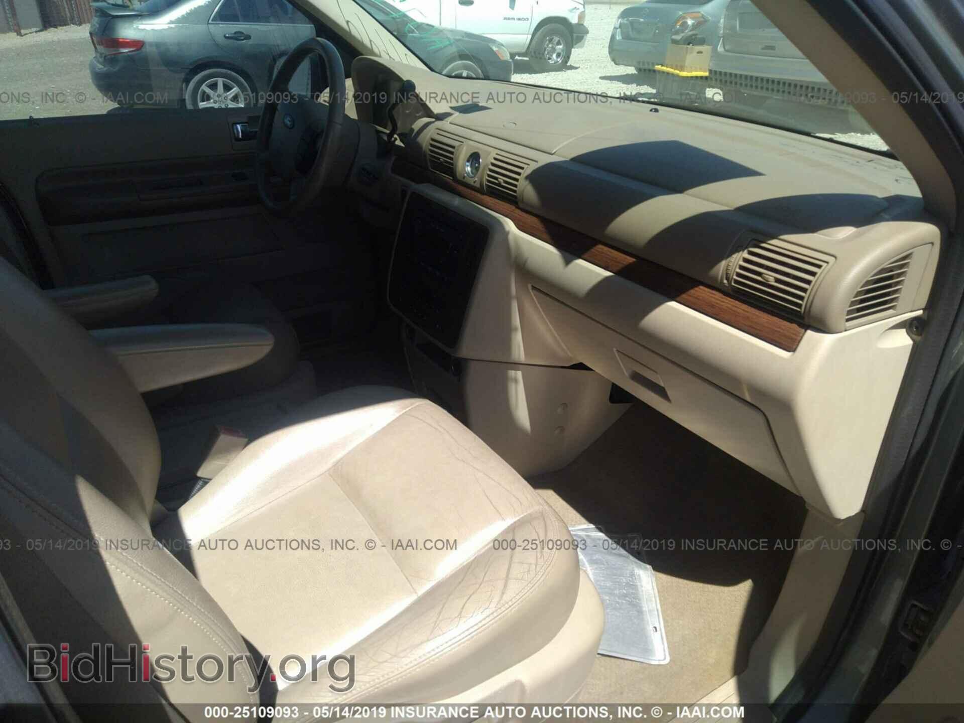 2004 FORD FREESTAR - VIN: 2FMDA58214BA07749 - Фото 5