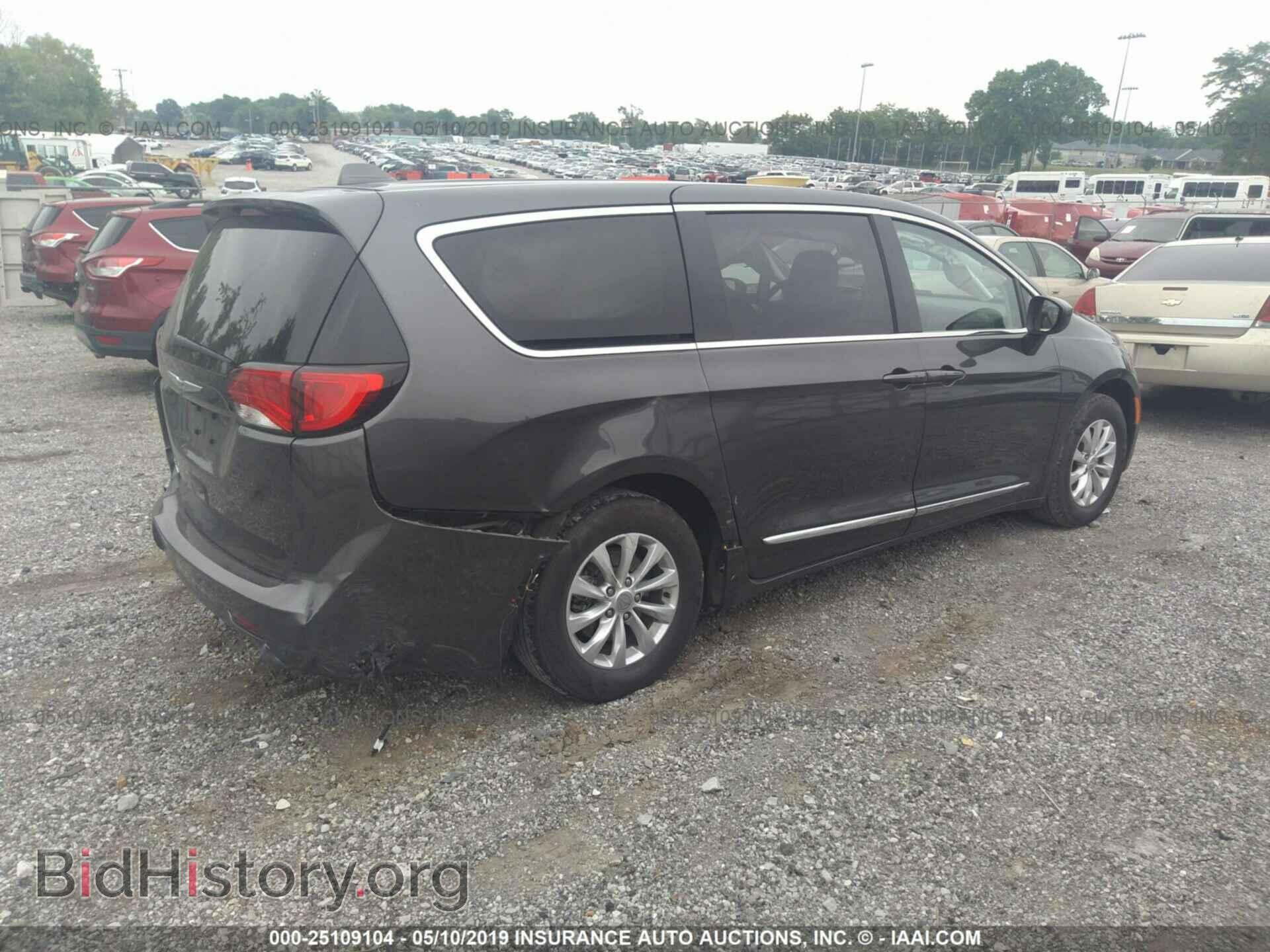 2017 CHRYSLER PACIFICA - VIN: 2C4RC1DG9HR517780 - Фото 4