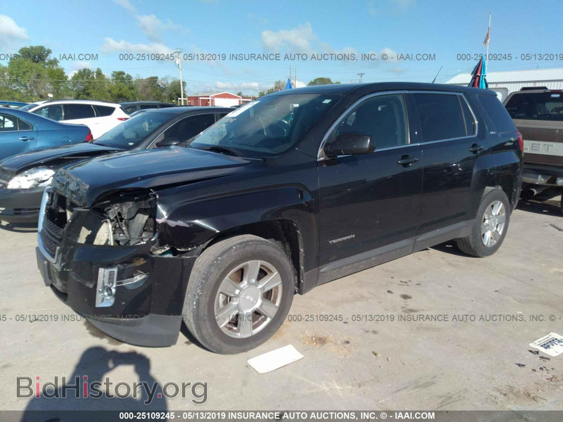 2010 GMC TERRAIN - VIN: 2CTALBEW4A6360549 - Photo 2