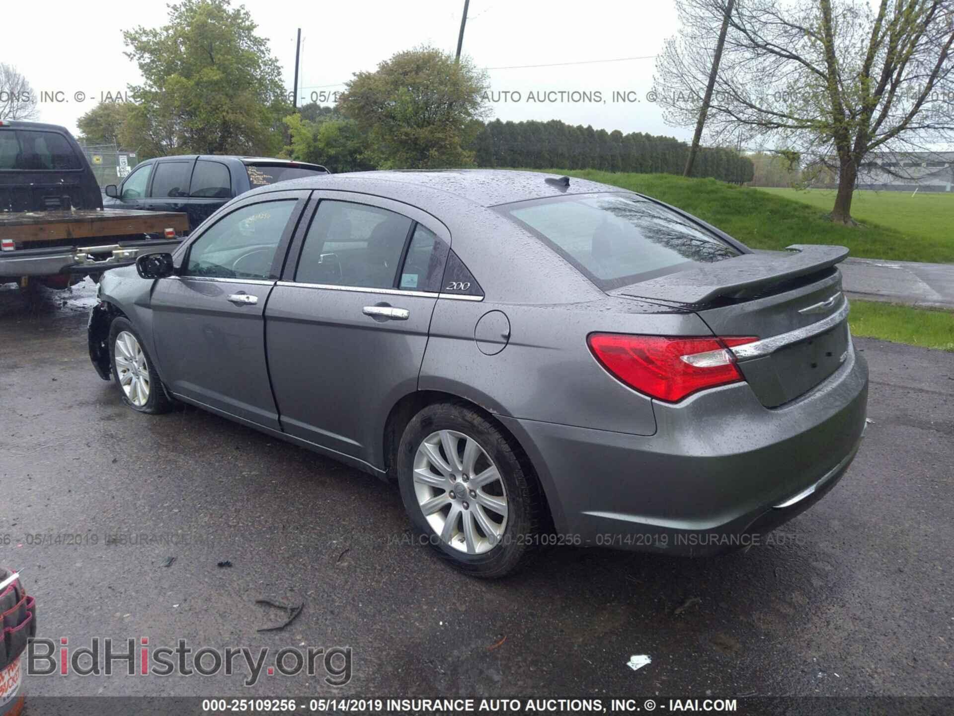 2013 CHRYSLER 200 - VIN: 1C3CCBCG0DN612558 - Photo 3