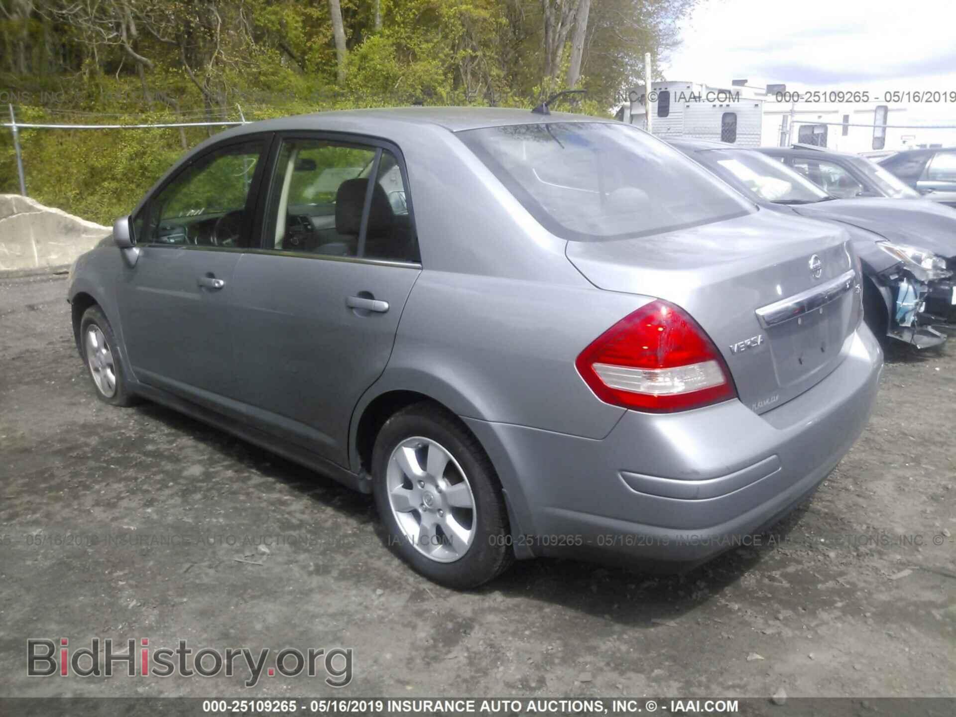 2007 NISSAN VERSA - VIN: 3N1BC11EX7L415584 - Фото 3