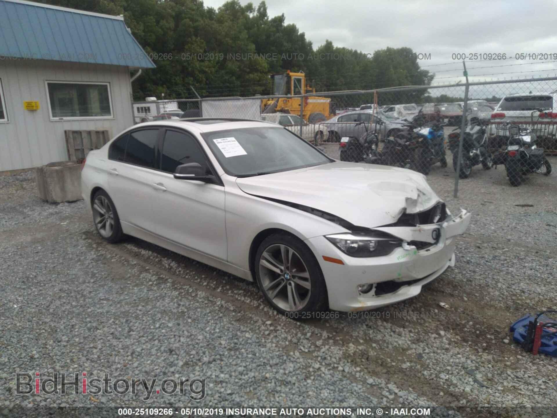 Photo WBA3A5C52CF342899 - BMW 328 2012