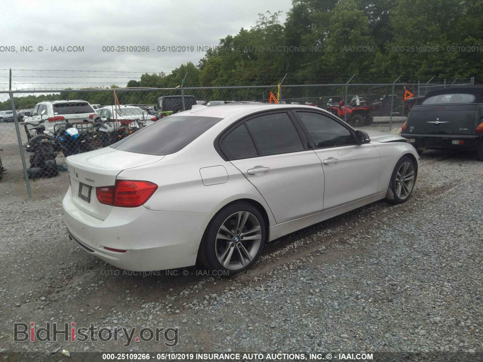 2012 BMW 328 - VIN: WBA3A5C52CF342899 - Фото 4