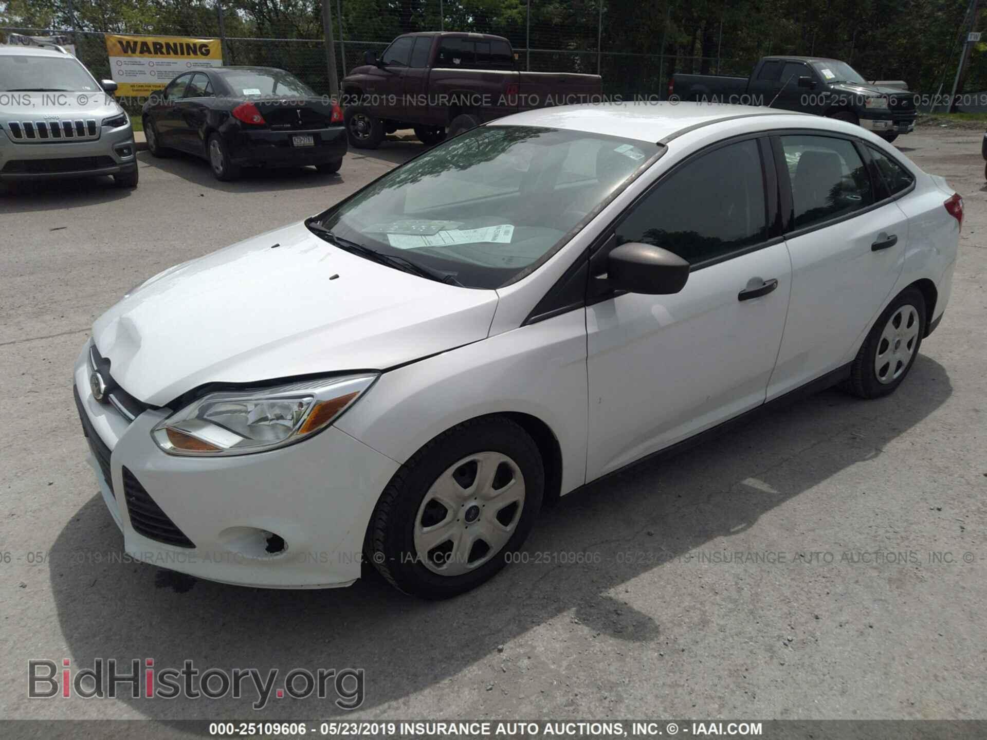 2014 FORD FOCUS - VIN: 1FADP3E23EL180711 - Photo 2