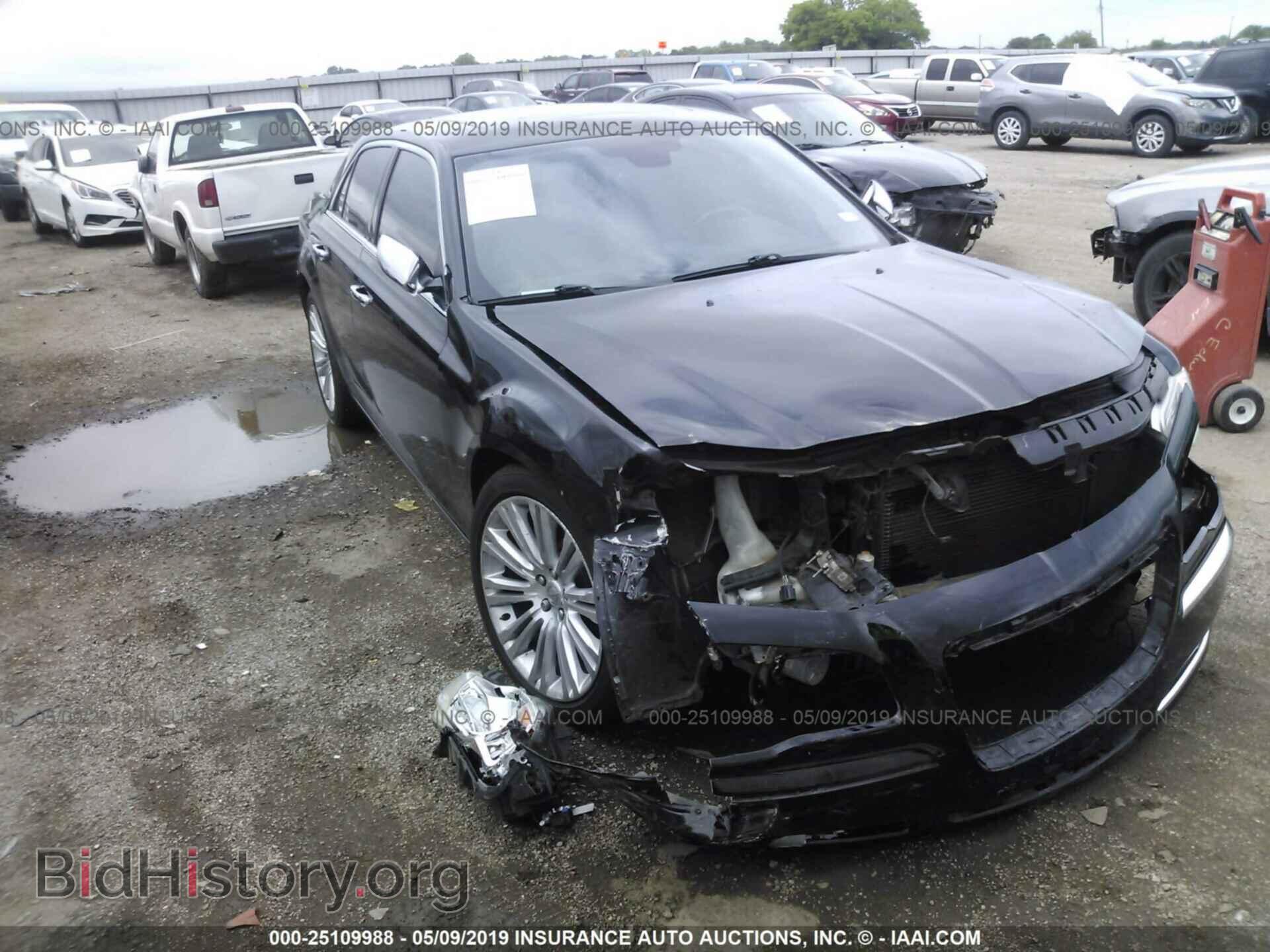 Фотография 2C3CCAETXCH186180 - CHRYSLER 300C 2012