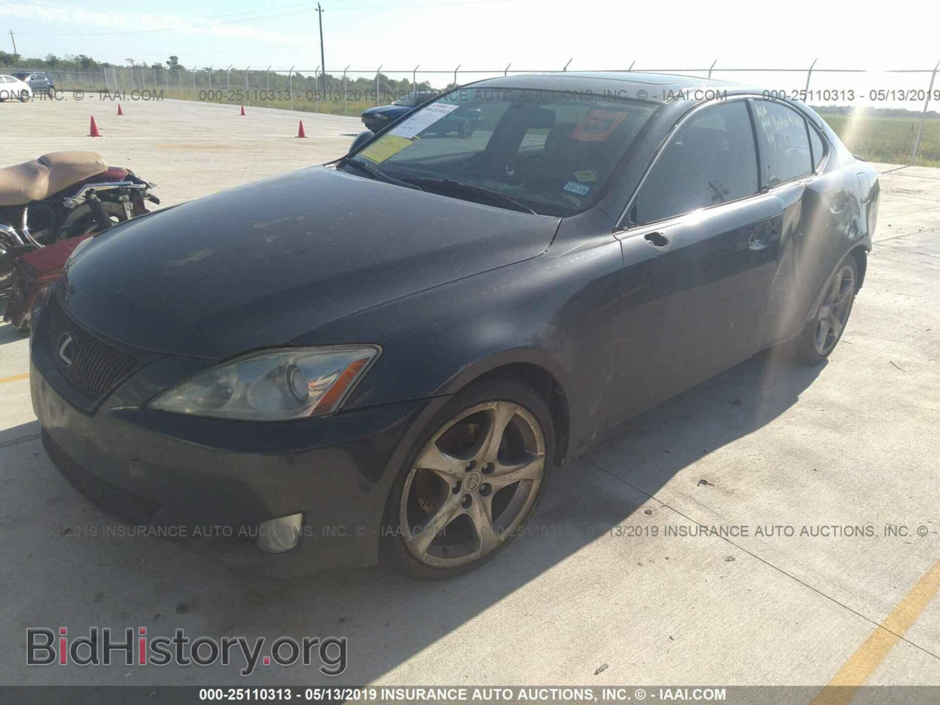 2007 LEXUS IS - VIN: JTHBK262272022862 - Photo 2