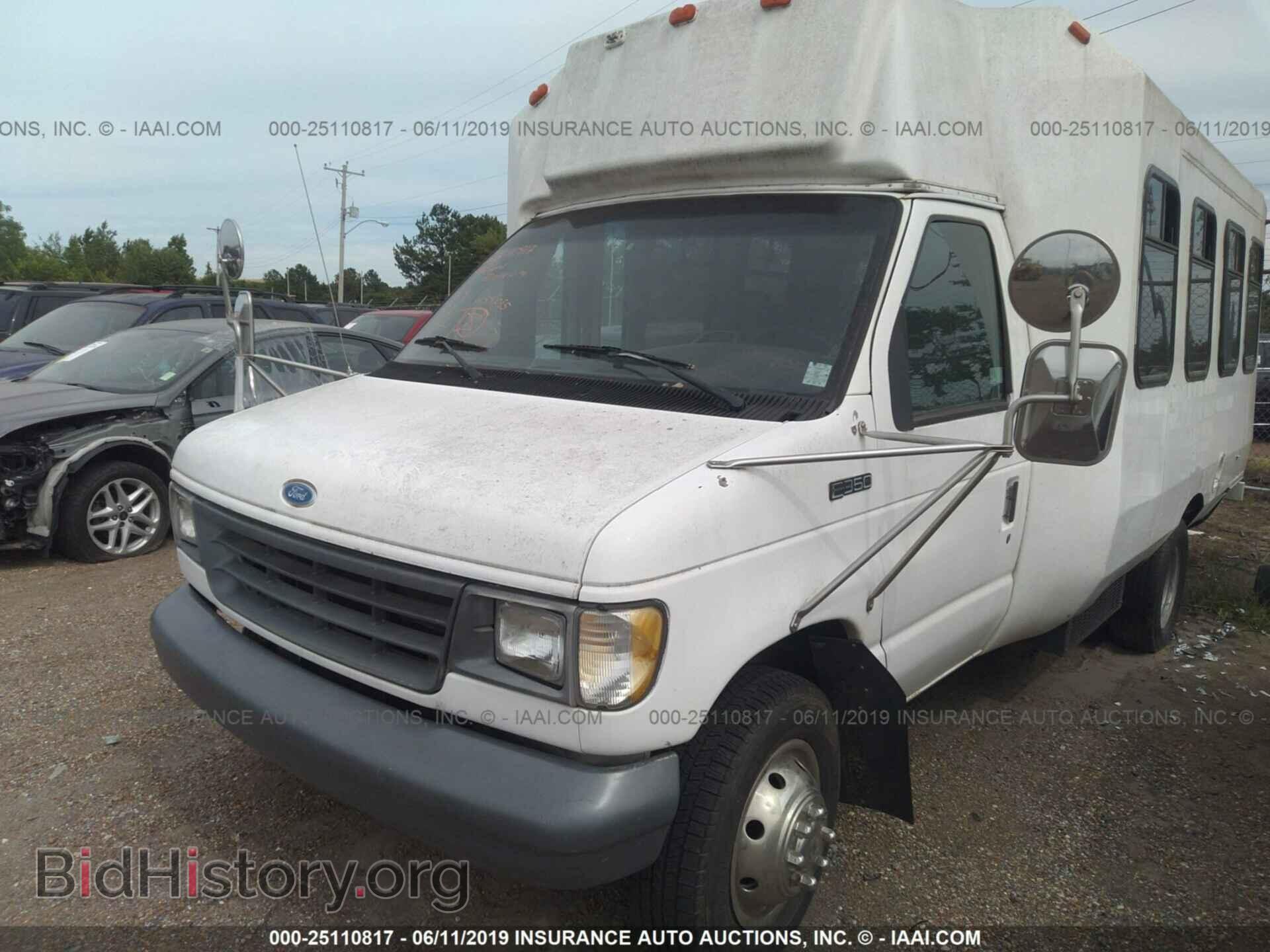 1992 FORD ECONOLINE - VIN: 1FDKE37G2NHA13562 - Фото 2