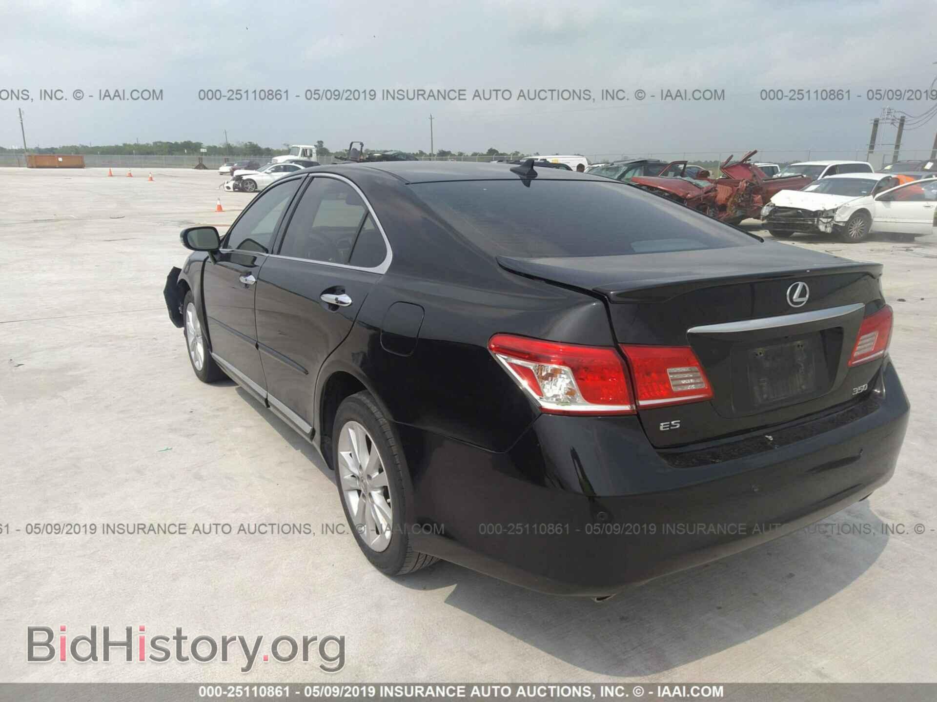 2011 LEXUS ES - VIN: JTHBK1EG2B2421058 - Photo 3