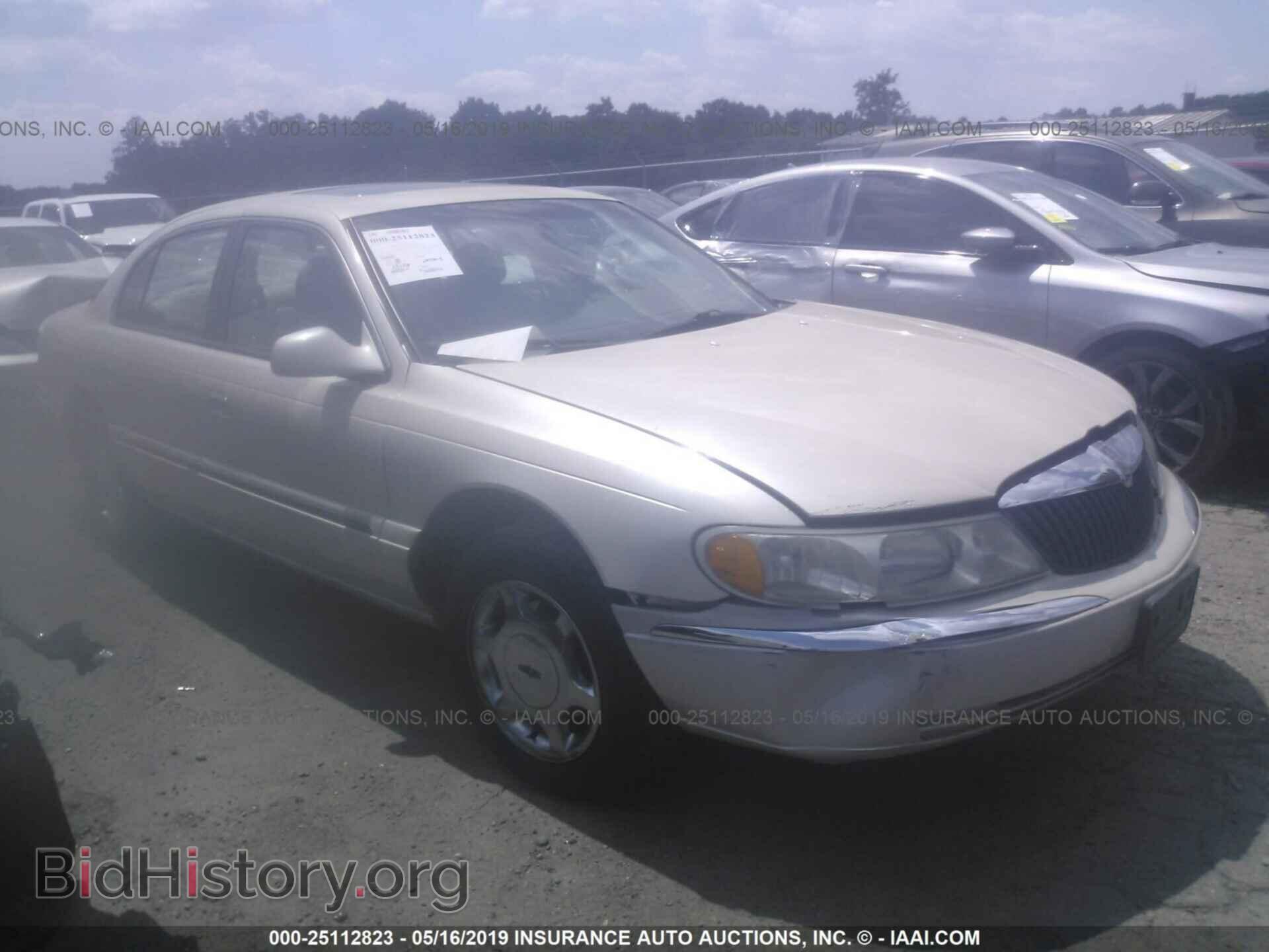 Photo 1LNHM97VX1Y627381 - LINCOLN CONTINENTAL 2001