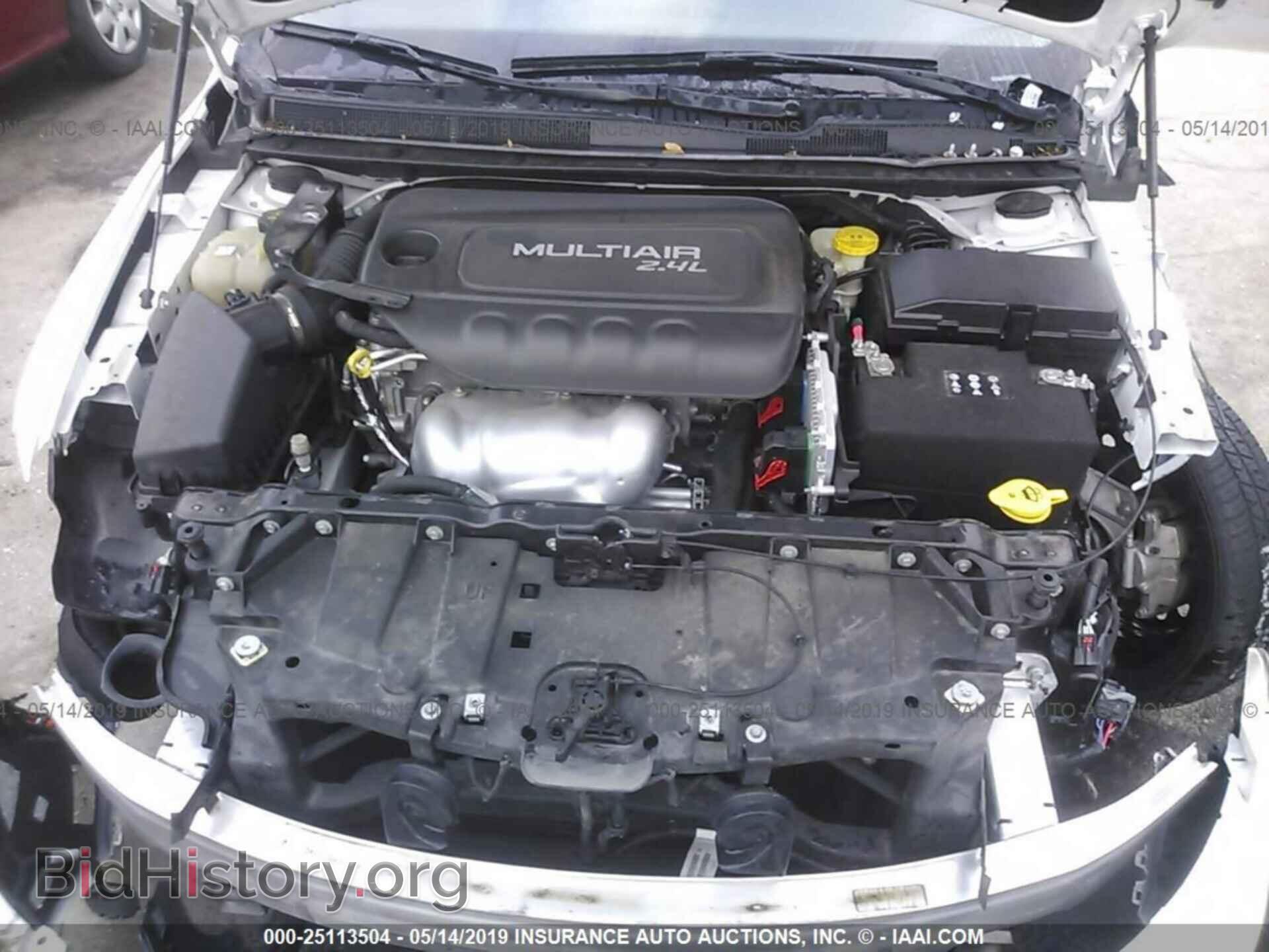2016 CHRYSLER 200 - VIN: 1C3CCCAB0GN152593 - Фото 10