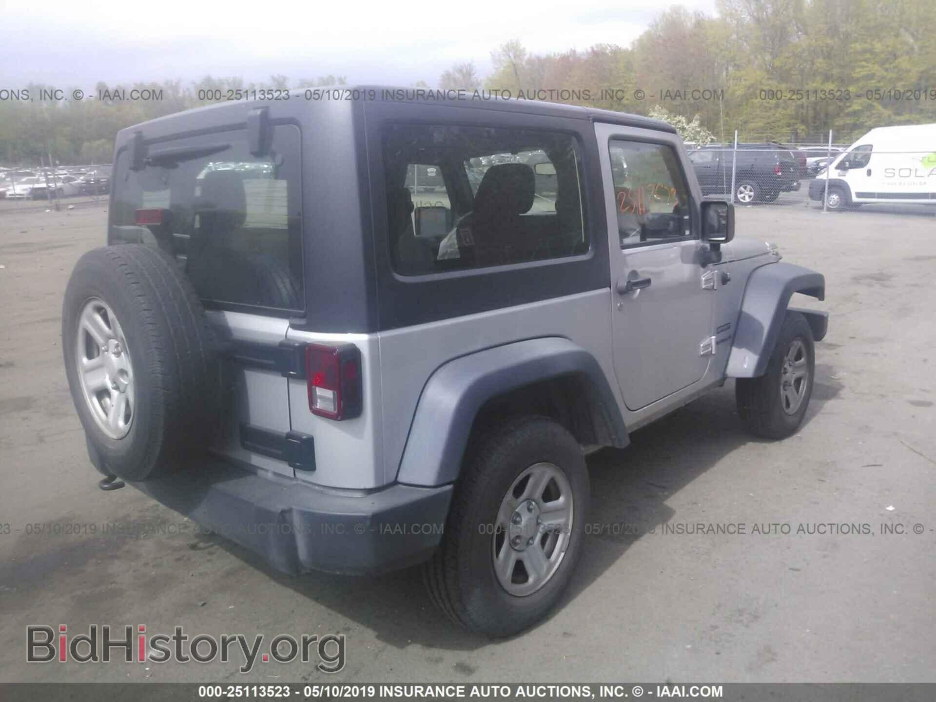 2011 JEEP WRANGLER - VIN: 1J4AA2D12BL569475 - Фото 4