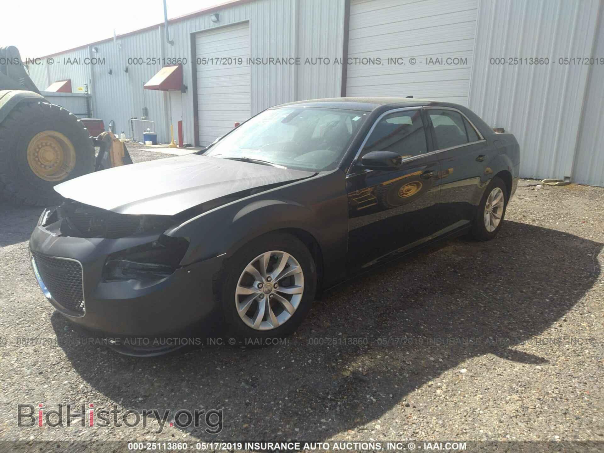 2015 CHRYSLER 300 - VIN: 2C3CCAAG8FH814217 - Photo 2