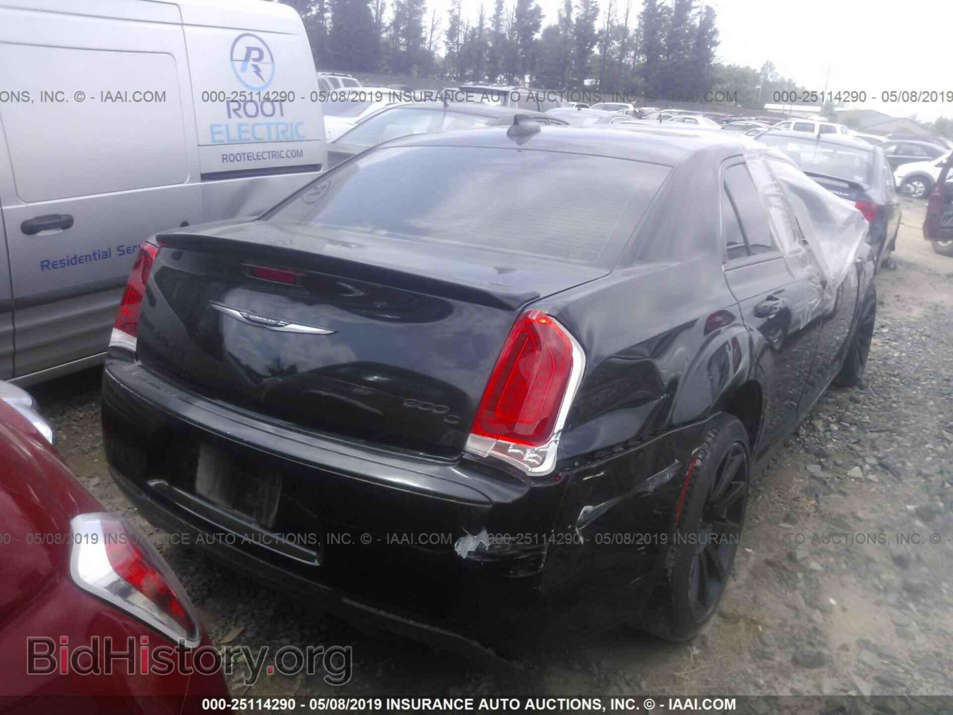 2016 CHRYSLER 300 - VIN: 2C3CCAEG7GH320555 - Photo 4