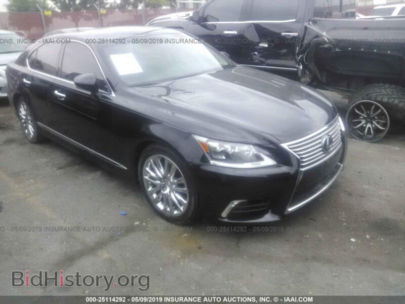 2013 Lexus LS 460 (VIN JTHBL5EF8D5117536) — photo 1 of 10, IAAI, damage: right side
