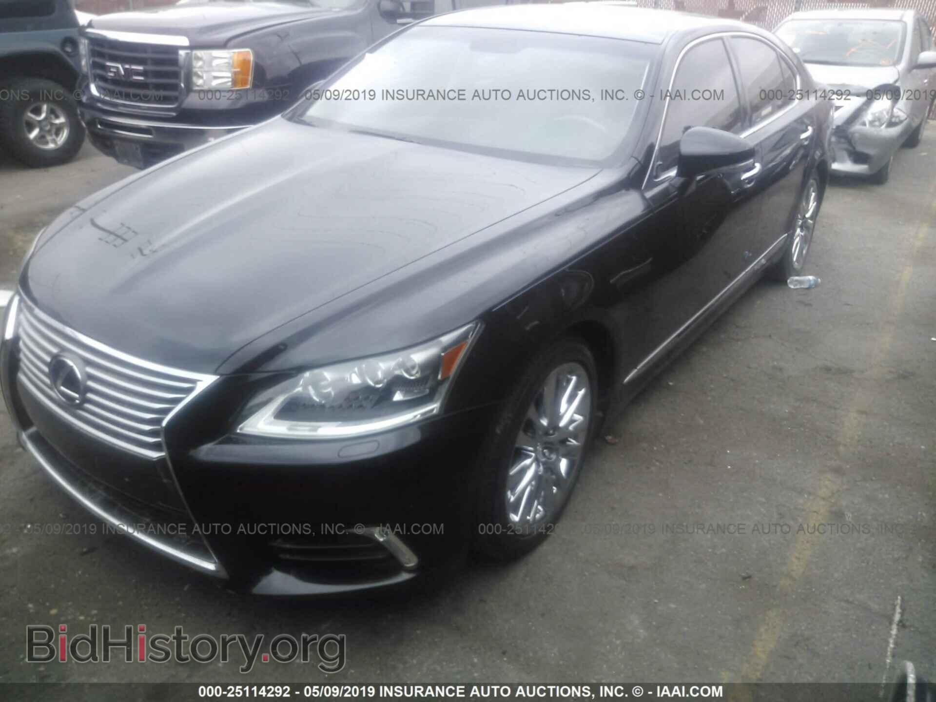 2013 LEXUS LS - VIN: JTHBL5EF8D5117536 - Photo 2