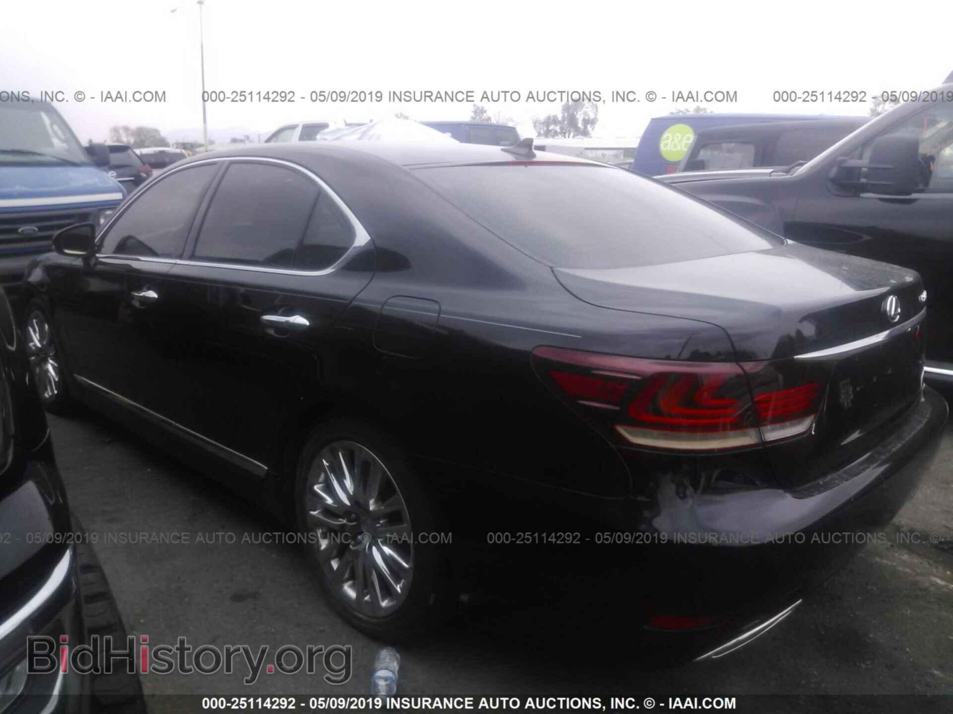 2013 LEXUS LS - VIN: JTHBL5EF8D5117536 - Photo 3