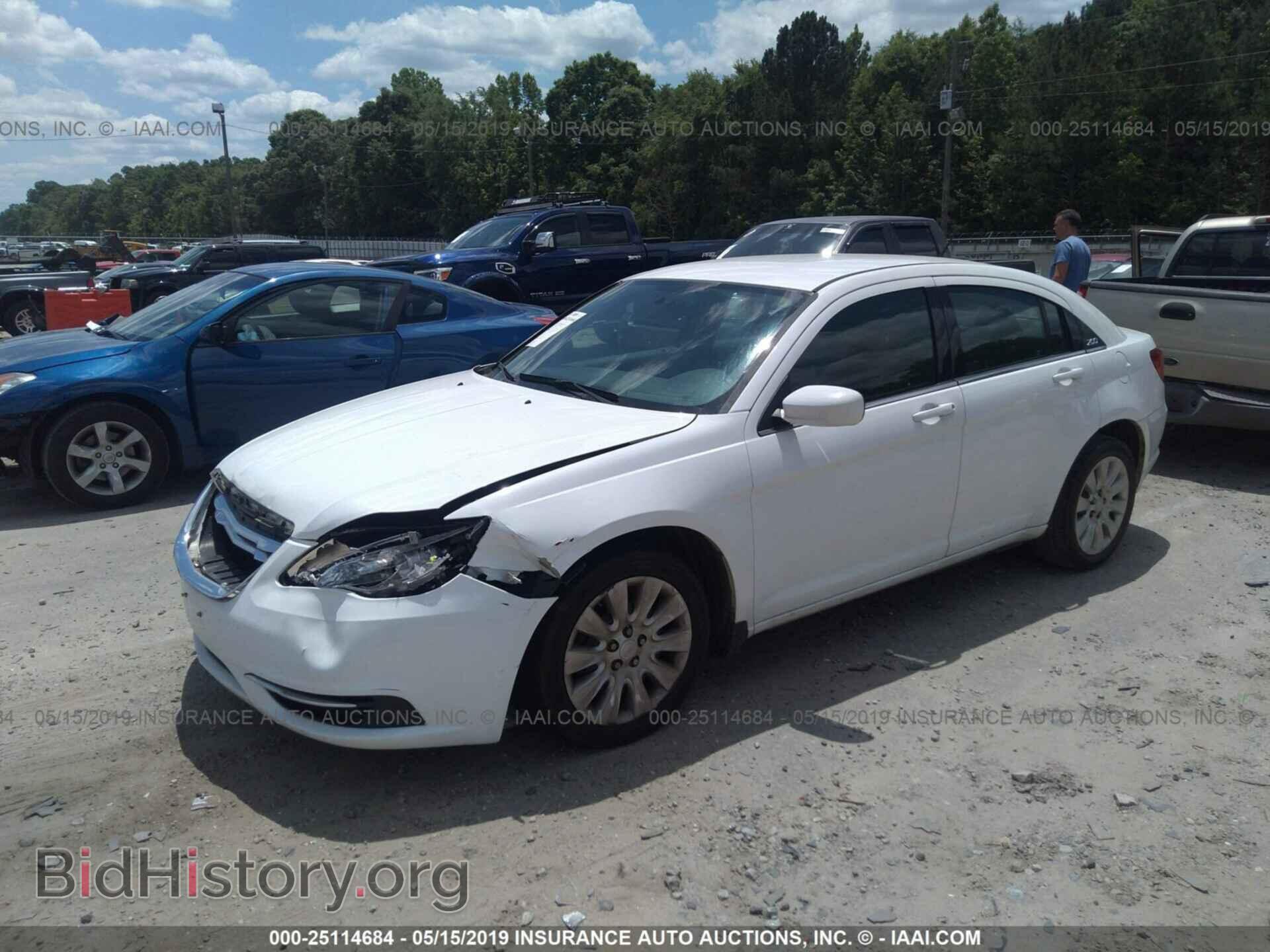 2014 CHRYSLER 200 - VIN: 1C3CCBAB9EN124900 - Фото 2
