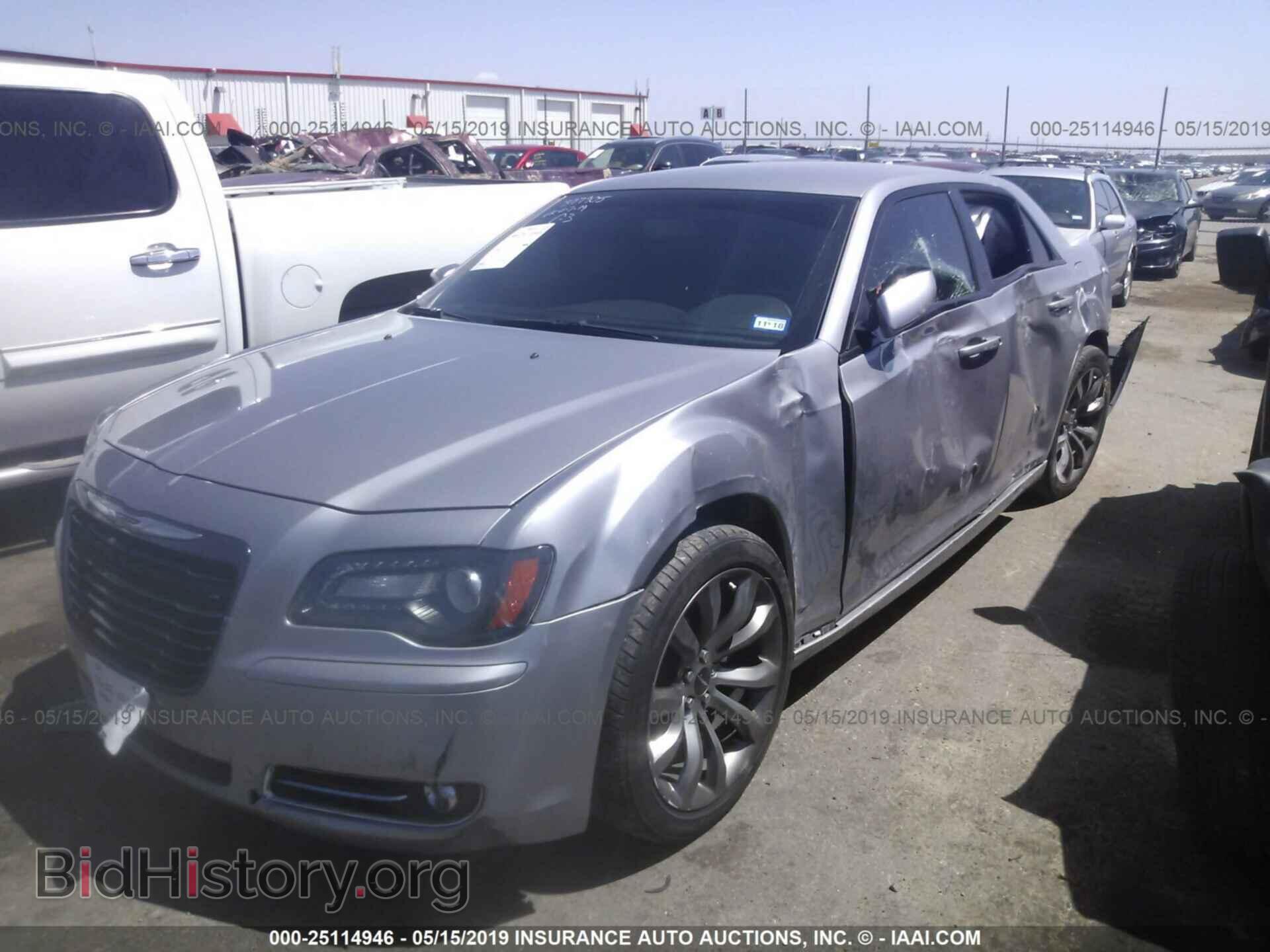2014 CHRYSLER 300 - VIN: 2C3CCABG8EH344249 - Фото 2