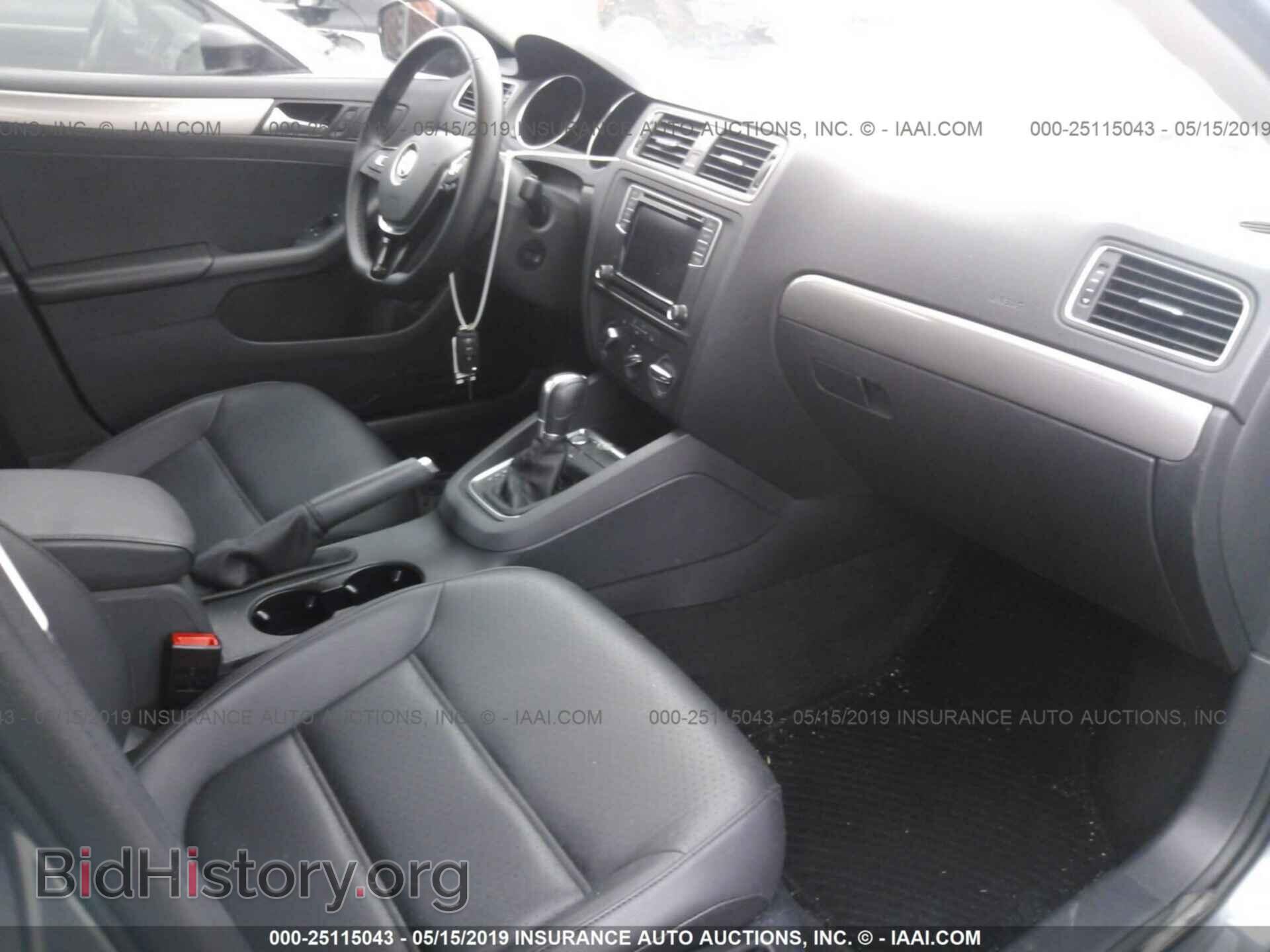 2017 VOLKSWAGEN JETTA - VIN: 3VWDB7AJ2HM352417 - Фото 5