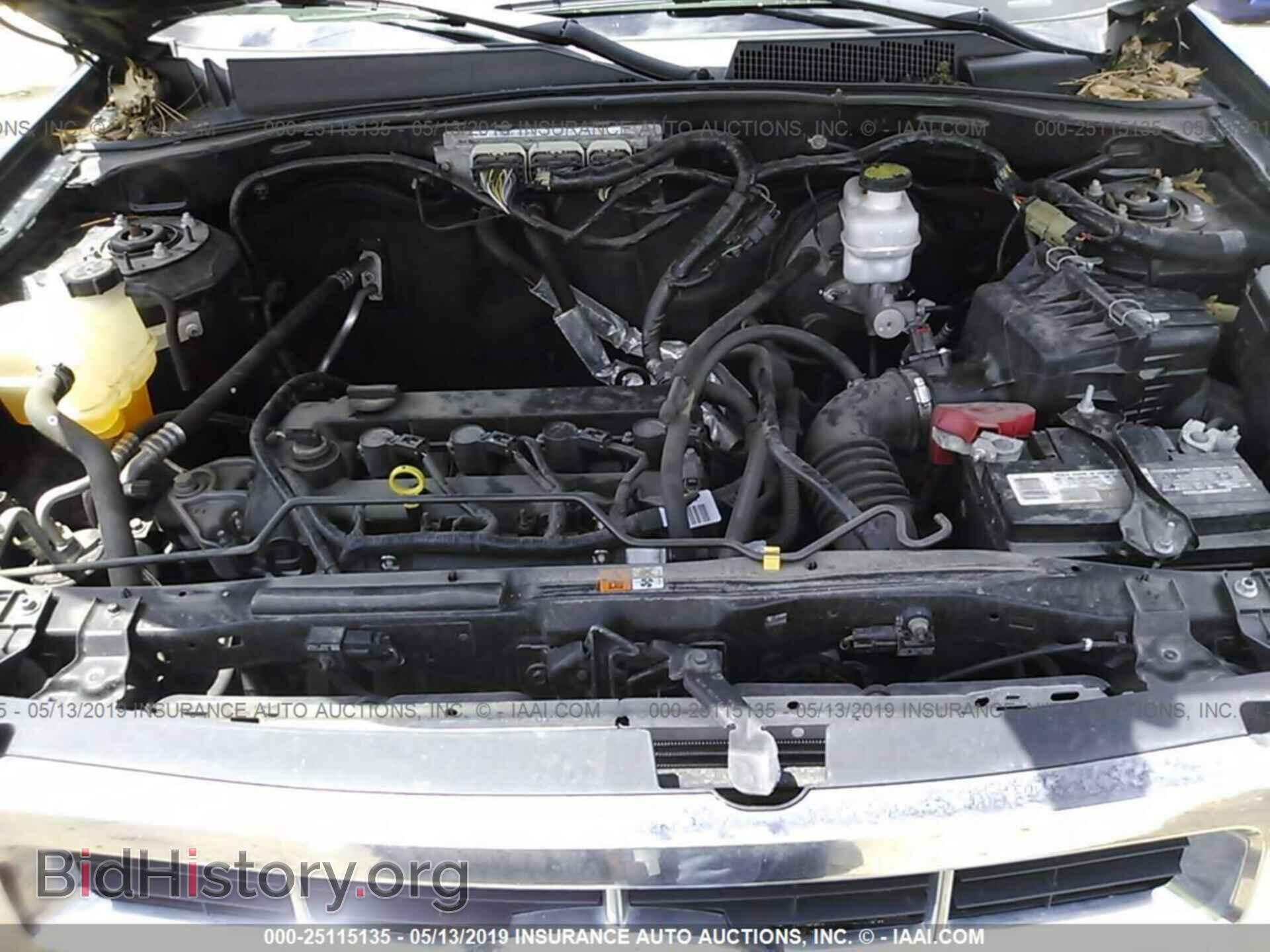 2011 FORD ESCAPE - VIN: 1FMCU0E71BKA69712 - Фото 10