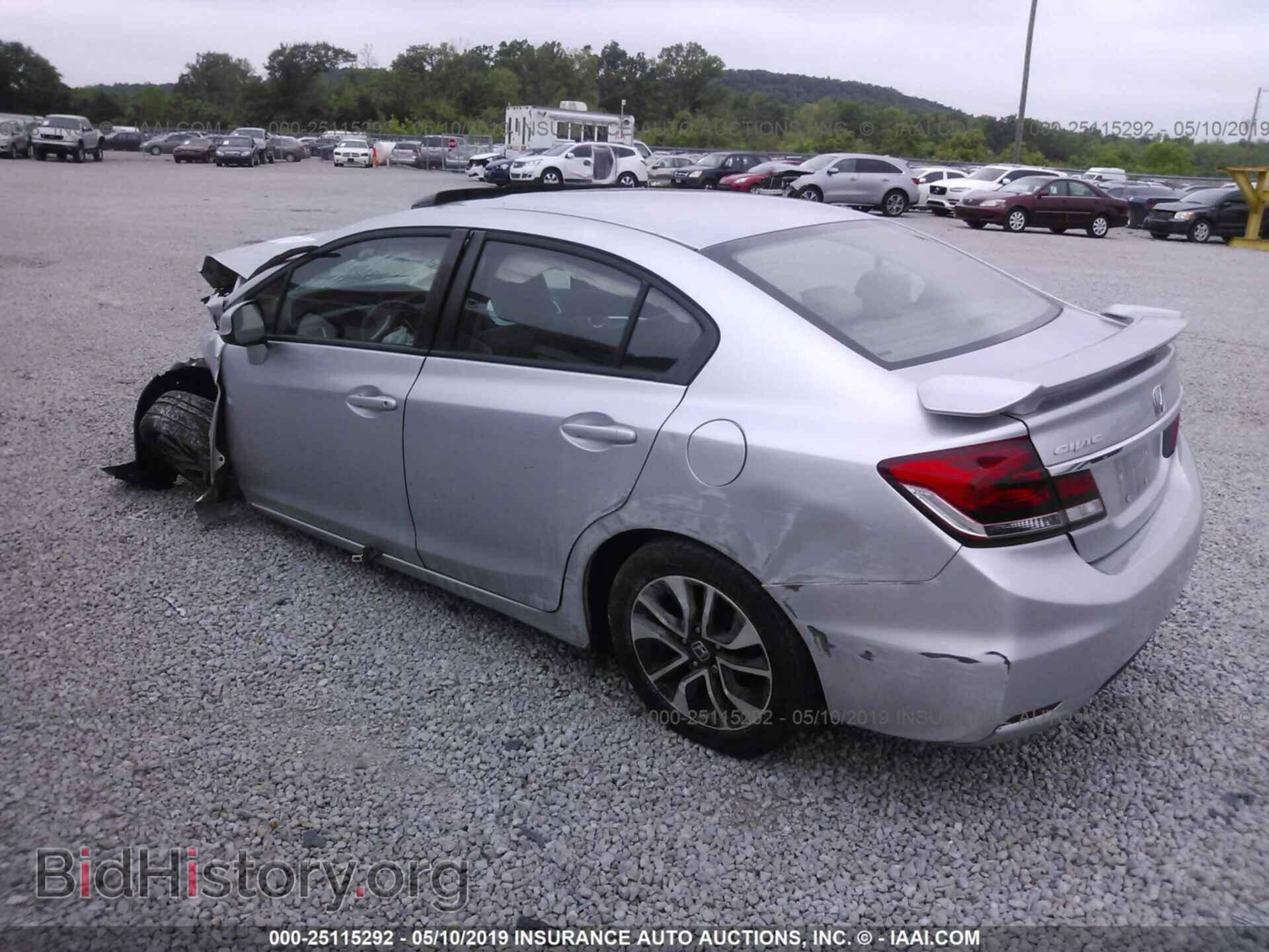 2013 HONDA CIVIC - VIN: 19XFB2F88DE277196 - Фото 3