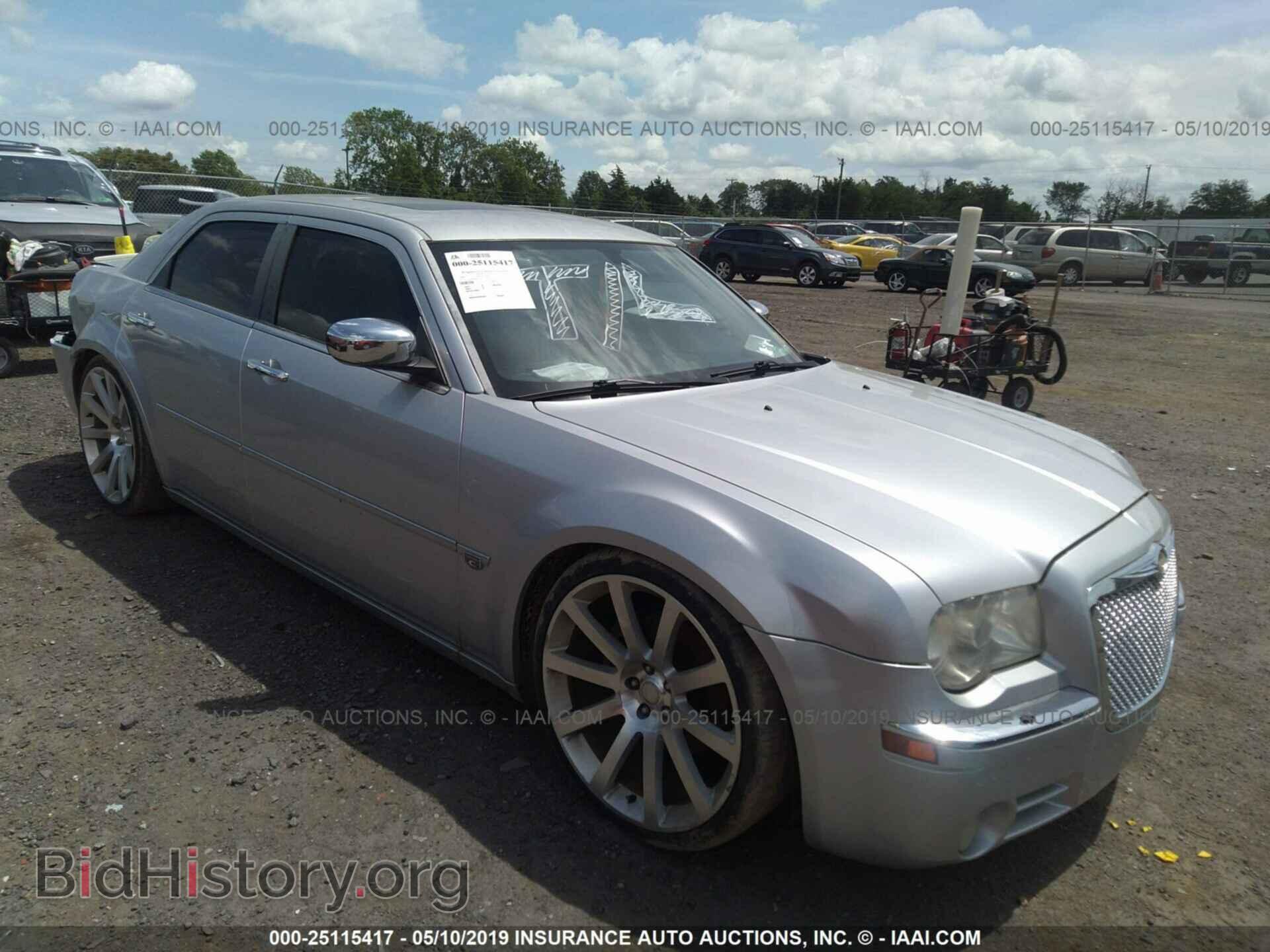 Photo 2C3LA63H46H316623 - CHRYSLER 300C 2006