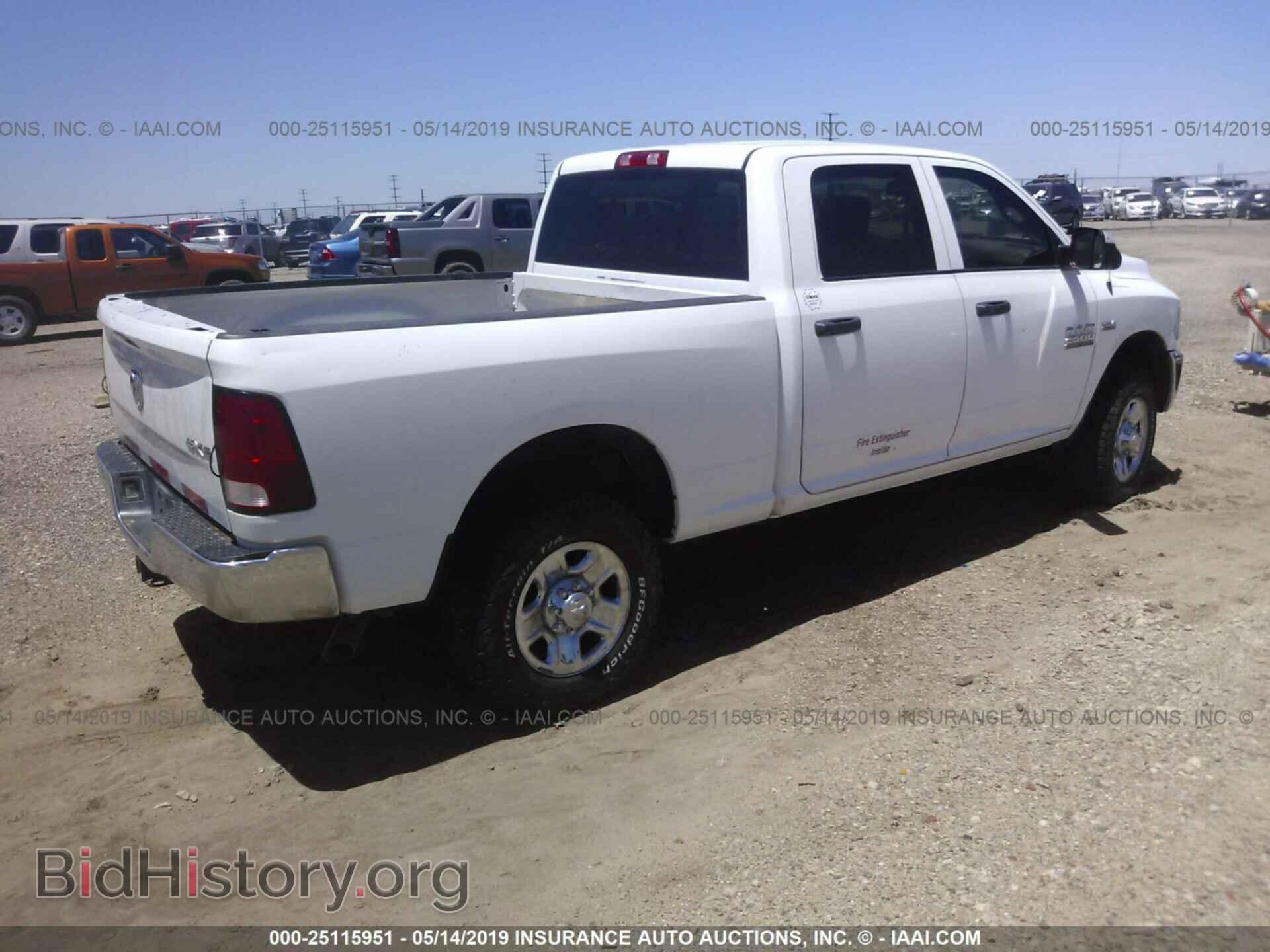 2016 RAM 2500 - VIN: 3C6UR5CJ2GG360036 - Фото 4
